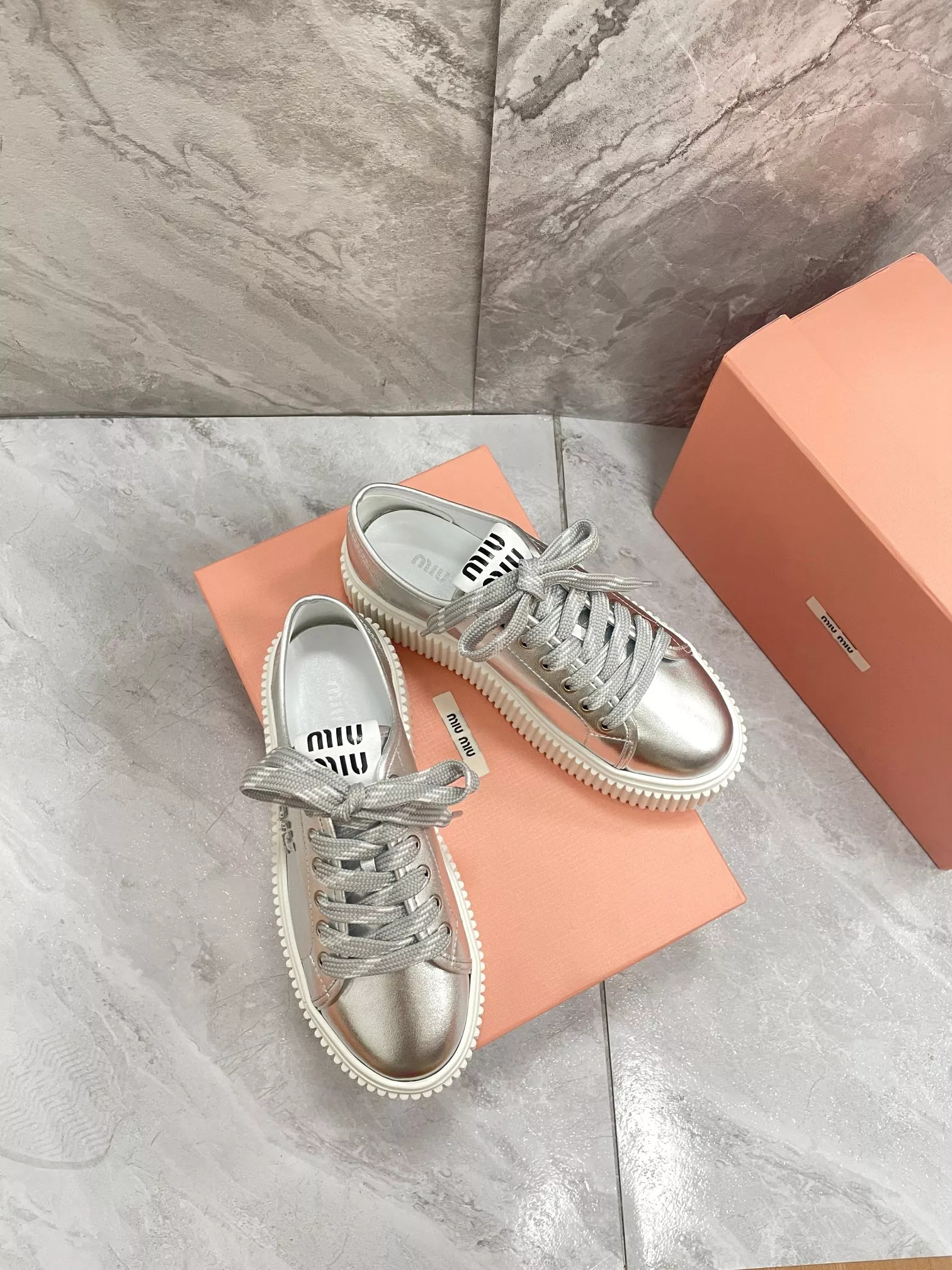 MIU MIU Casual Shoes For Women ModernLook 4256
