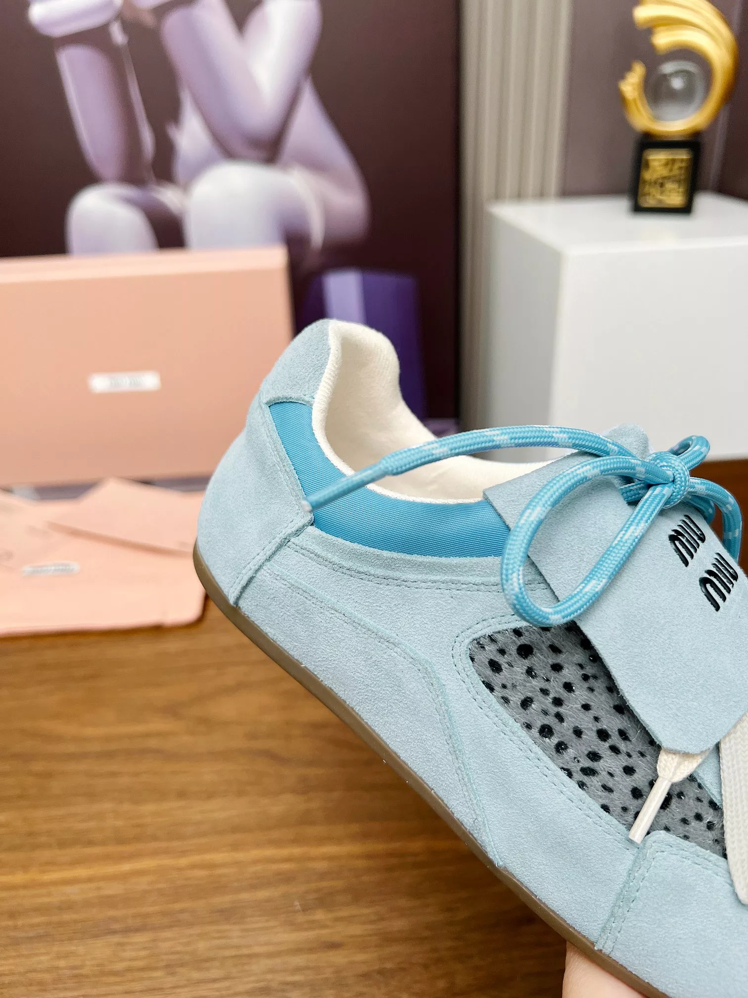 MIU MIU Casual Shoes For Women Sleek 6356