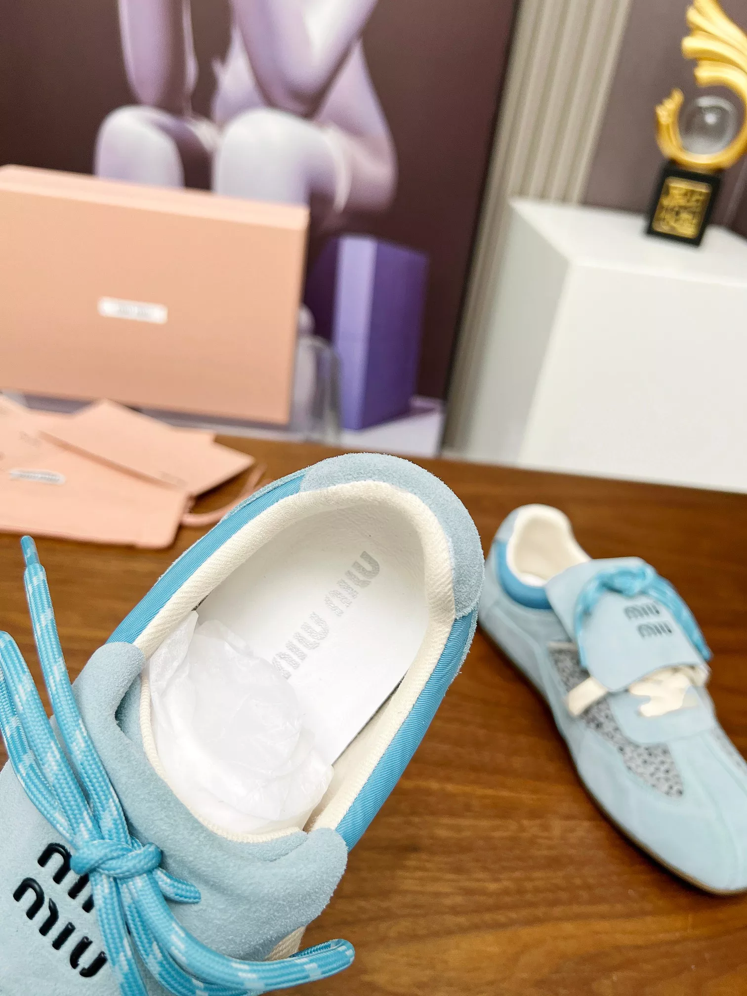 MIU MIU Casual Shoes For Women Sleek 6356