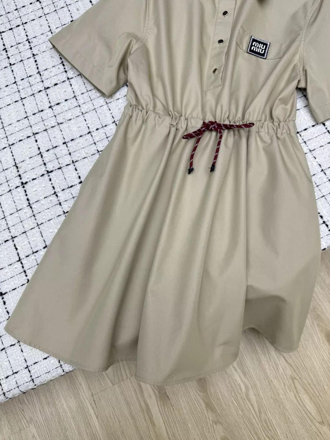 MIU MIU Dresses Short Sleeved For Women Classic 7503
