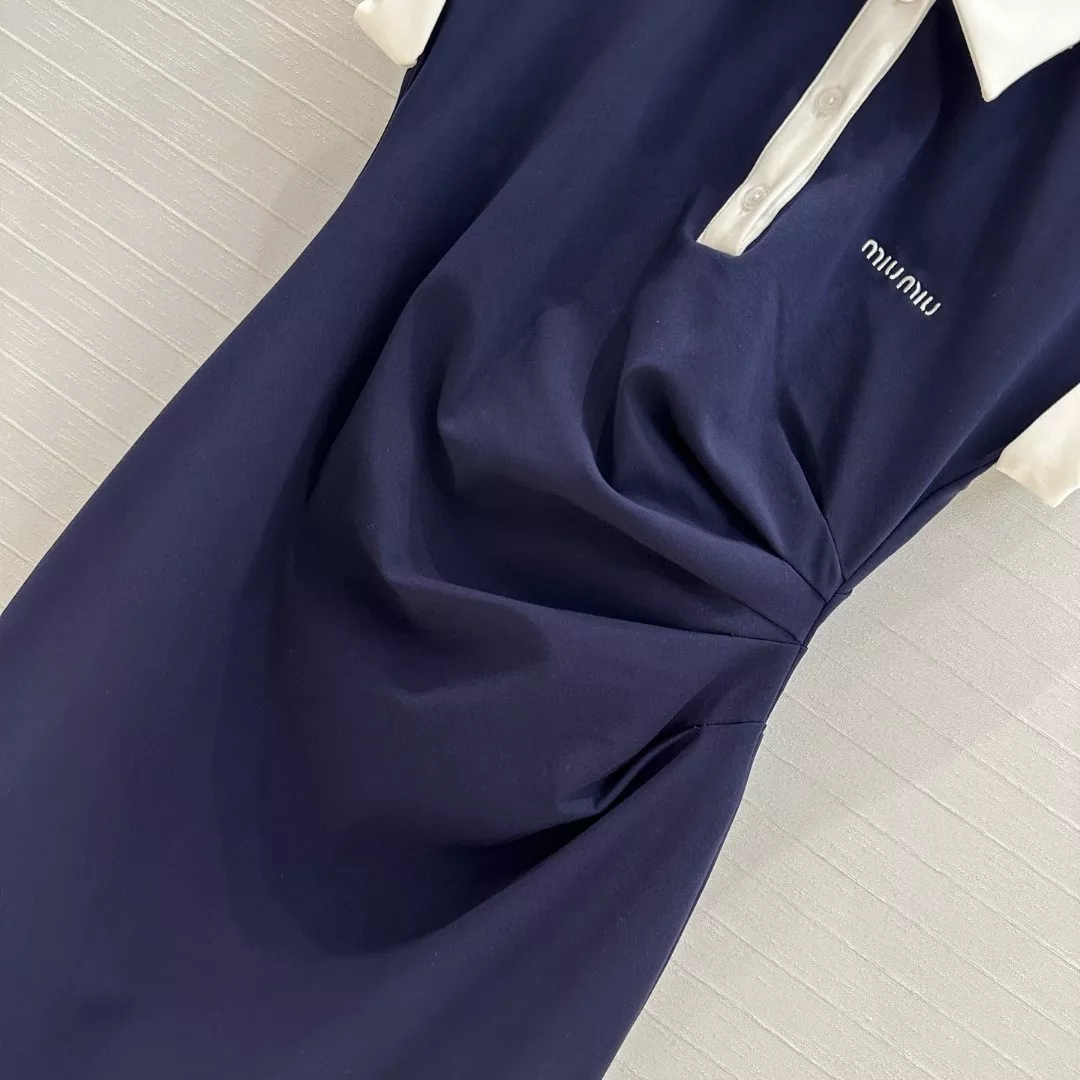 MIU MIU Dresses Short Sleeved For Women Comfortable 128