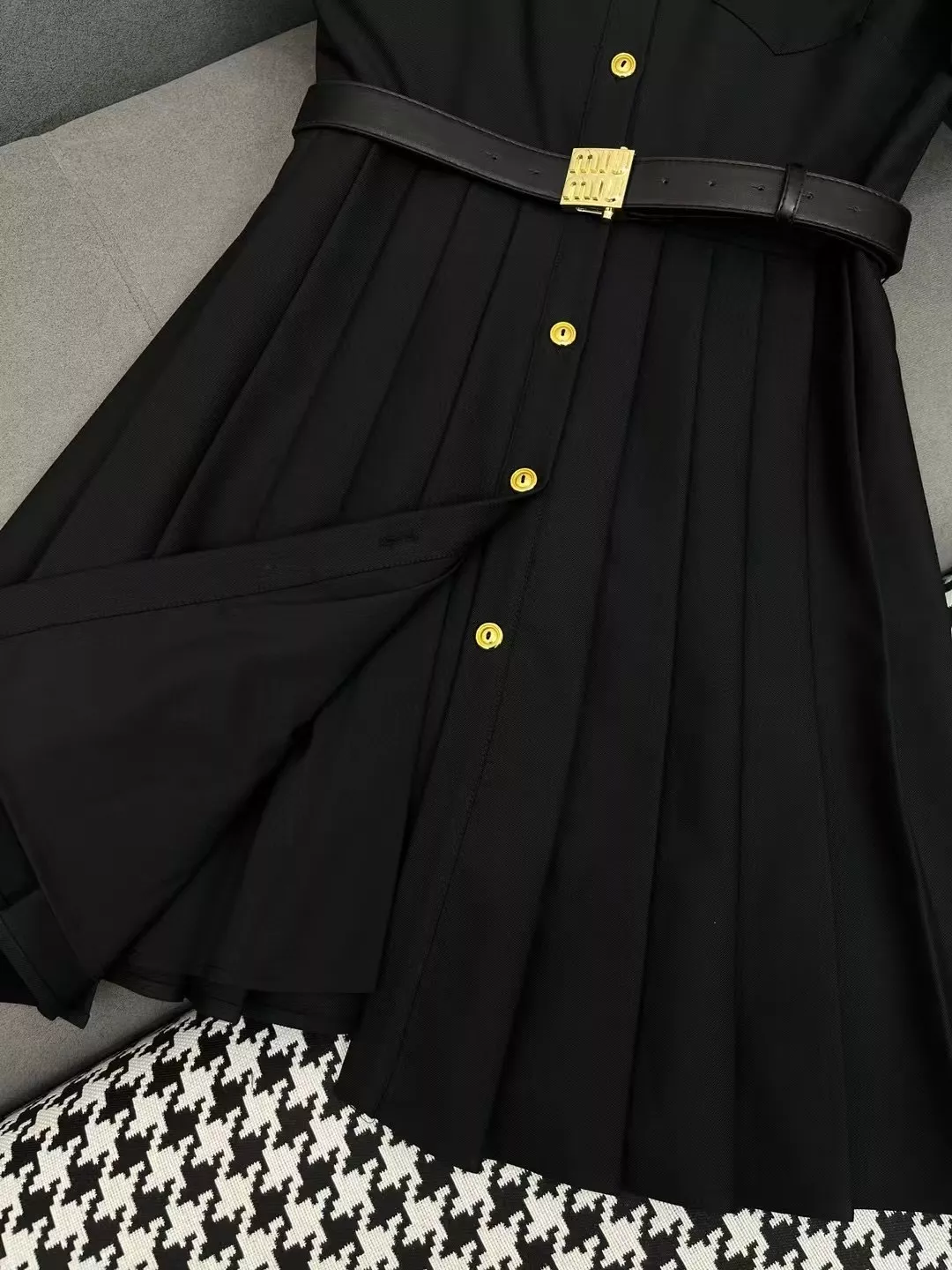 MIU MIU Dresses Short Sleeved For Women Sleek 5188