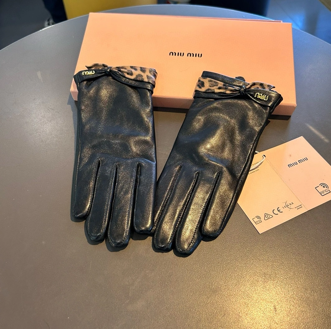 MIU MIU Gloves For Women Popular 8574