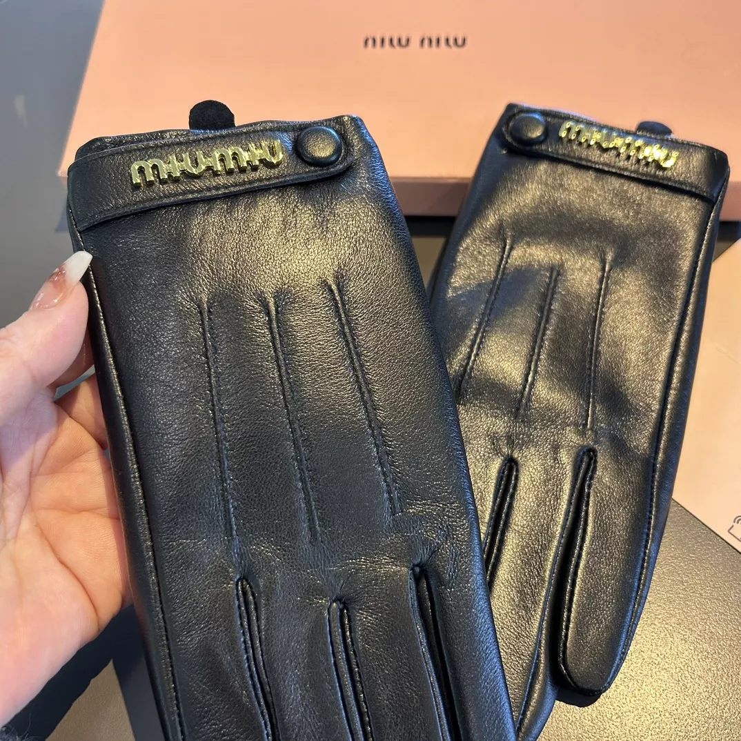 MIU MIU Gloves For Women Refined 6759