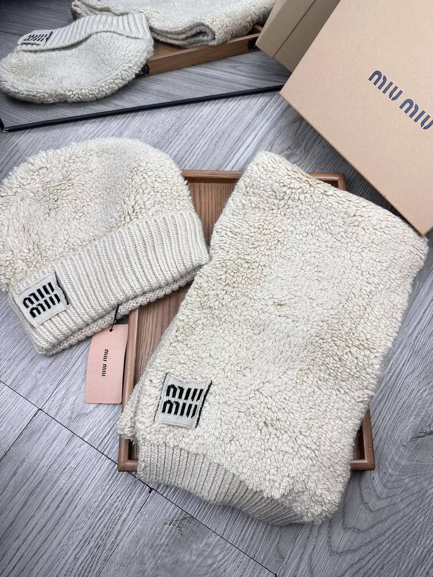 MIU MIU Hat and Scarf Set Cozy 2314