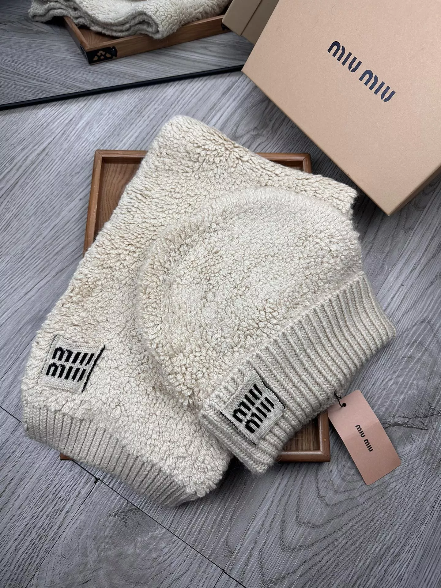 MIU MIU Hat and Scarf Set Cozy 2314
