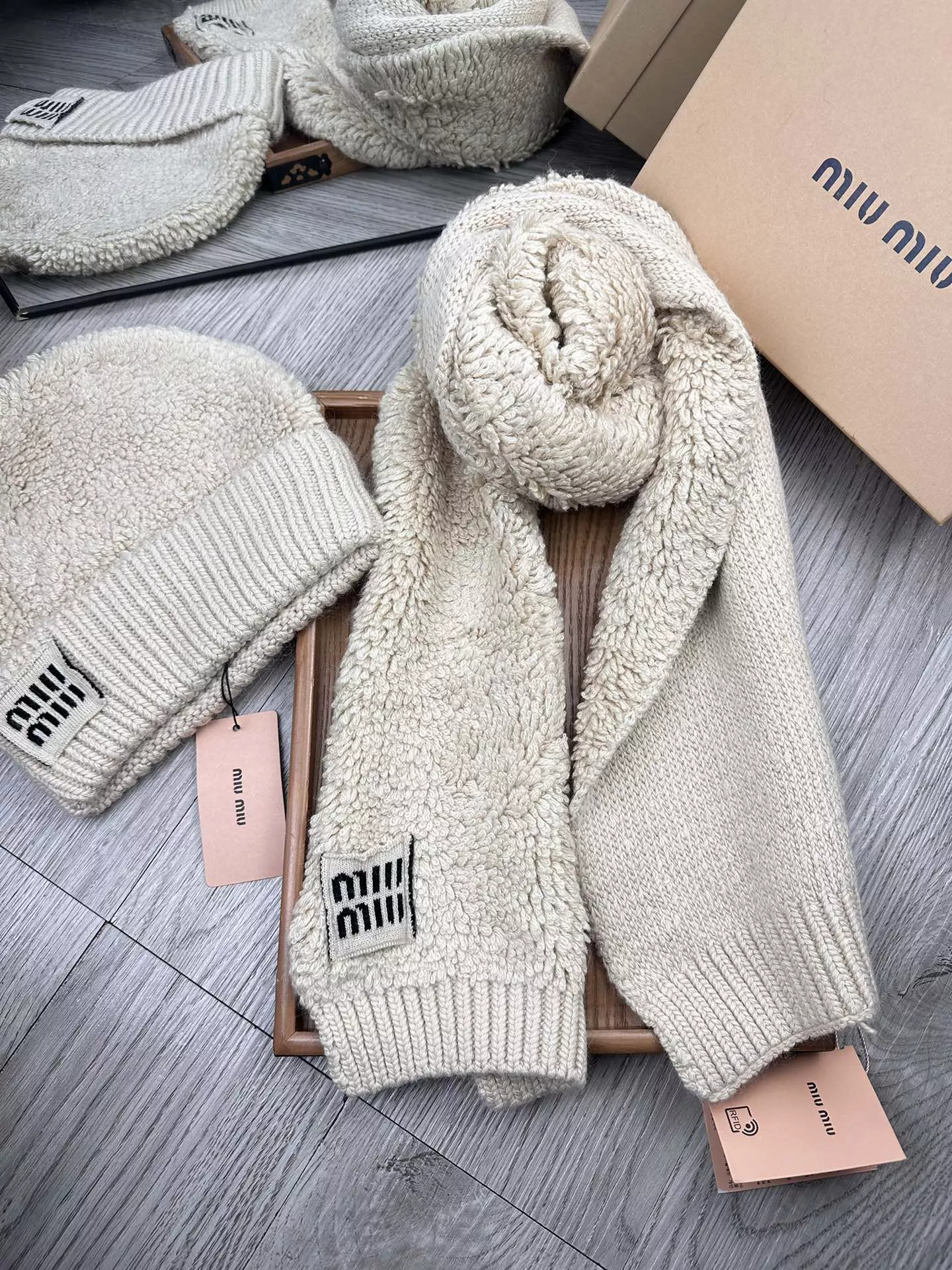 MIU MIU Hat and Scarf Set Cozy 2314