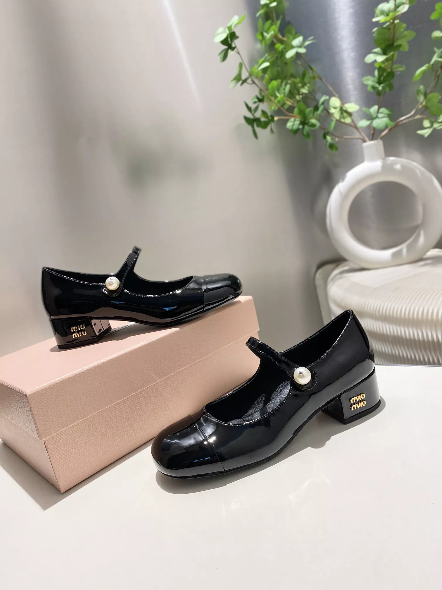 MIU MIU High-Heeled Shoes For Women ModernLook 9270