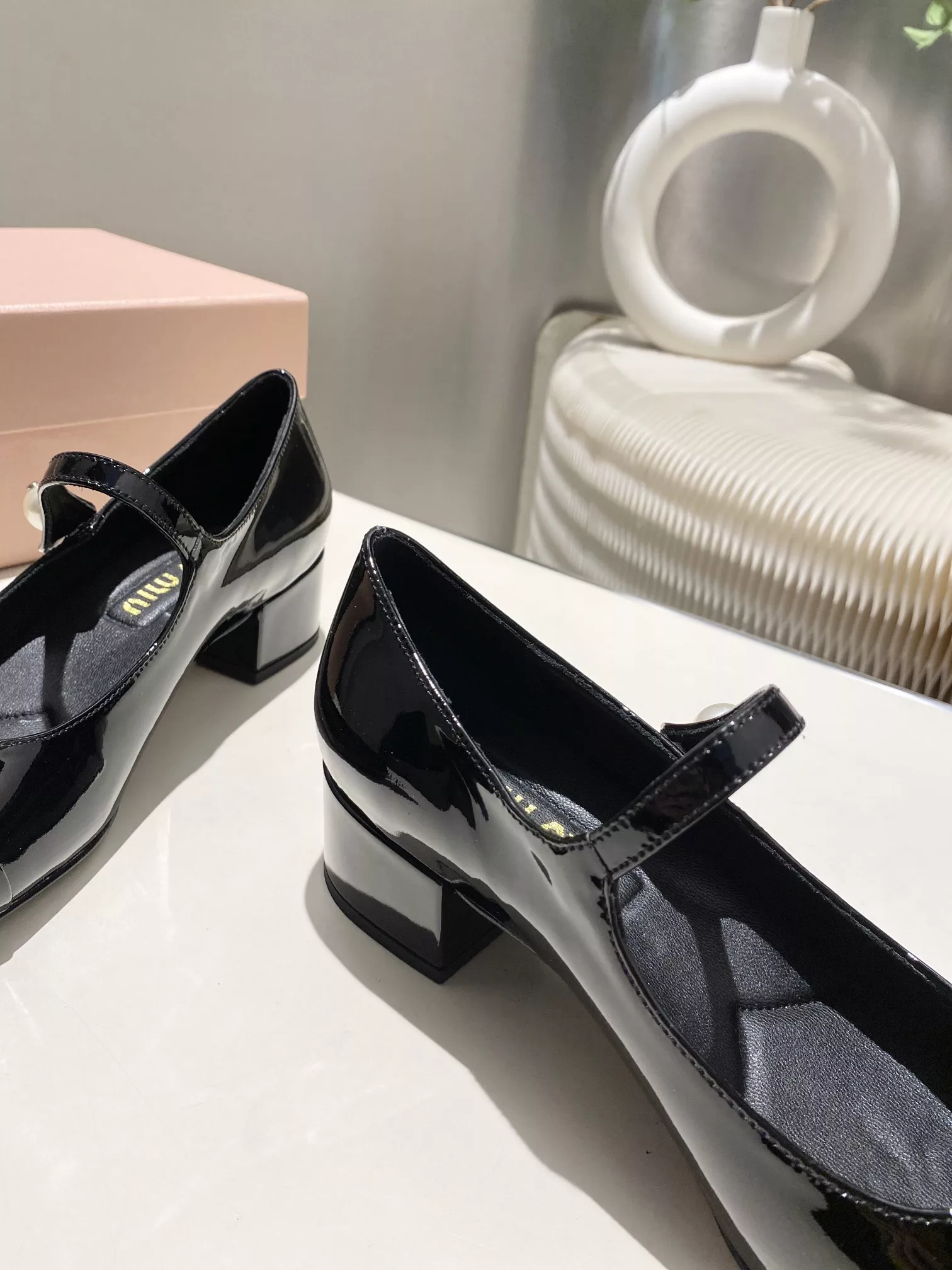 MIU MIU High-Heeled Shoes For Women ModernLook 9270