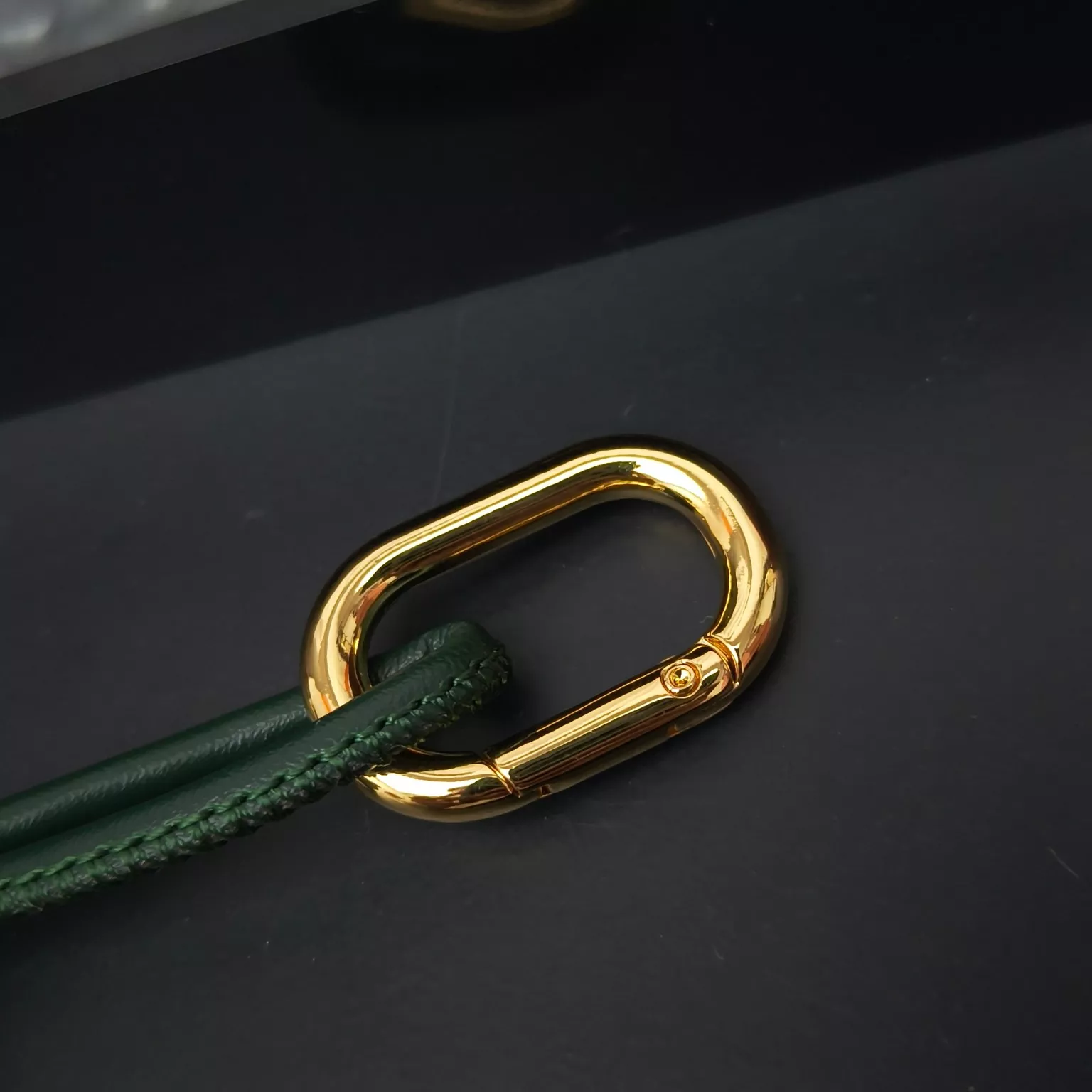 MIU MIU Key Holder And Bag Buckle Bold 4697