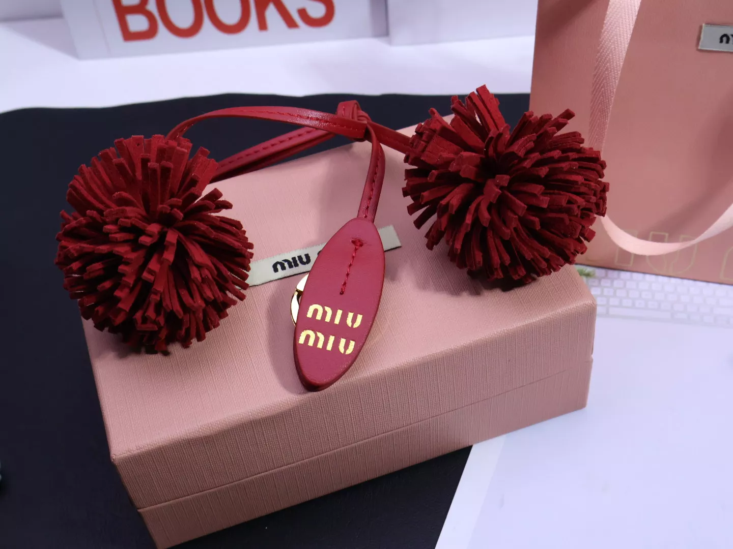 MIU MIU Key Holder And Bag Buckle Popular 9286