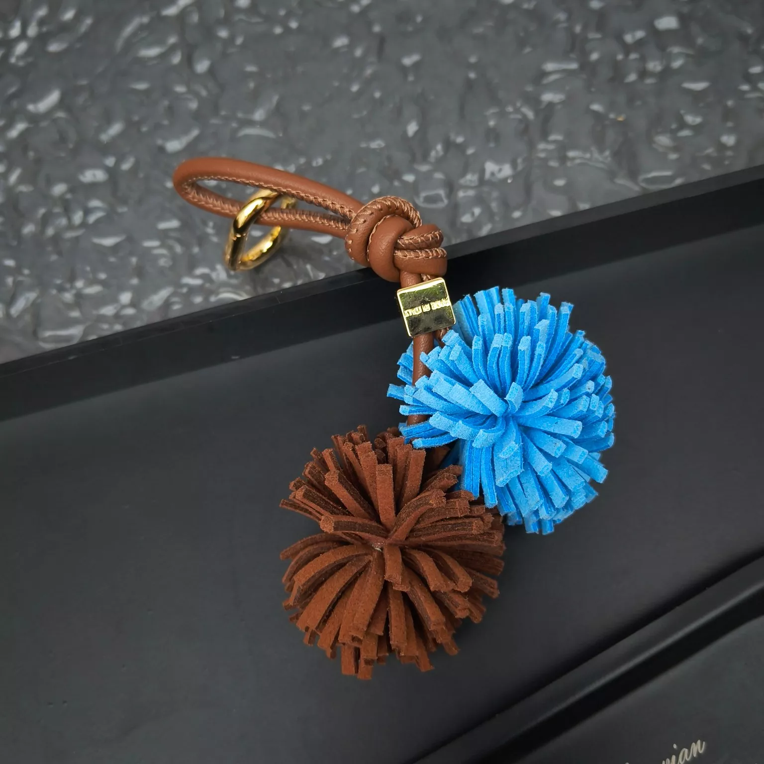 MIU MIU Key Holder And Bag Buckle UrbanStyle 6514