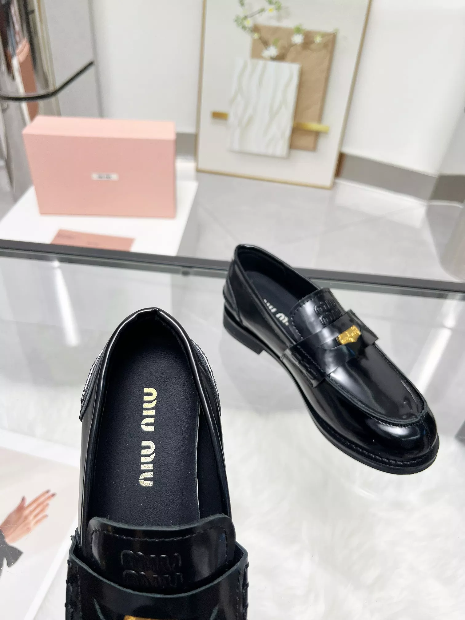 MIU MIU Leather Shoes For Women Affordable 4103