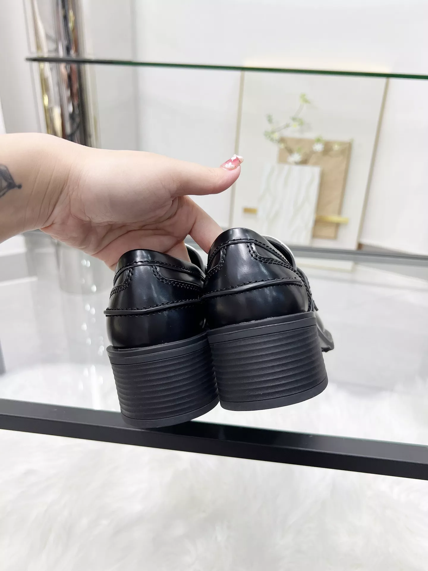 MIU MIU Leather Shoes For Women Durable 4494