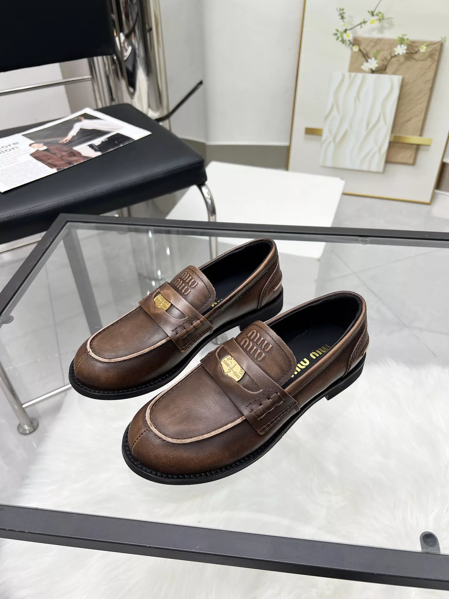 MIU MIU Leather Shoes For Women Efficient 9911