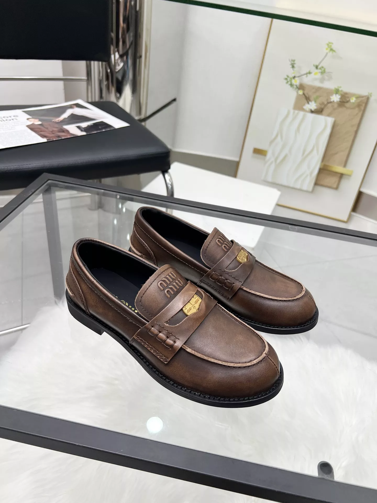 MIU MIU Leather Shoes For Women Efficient 9911