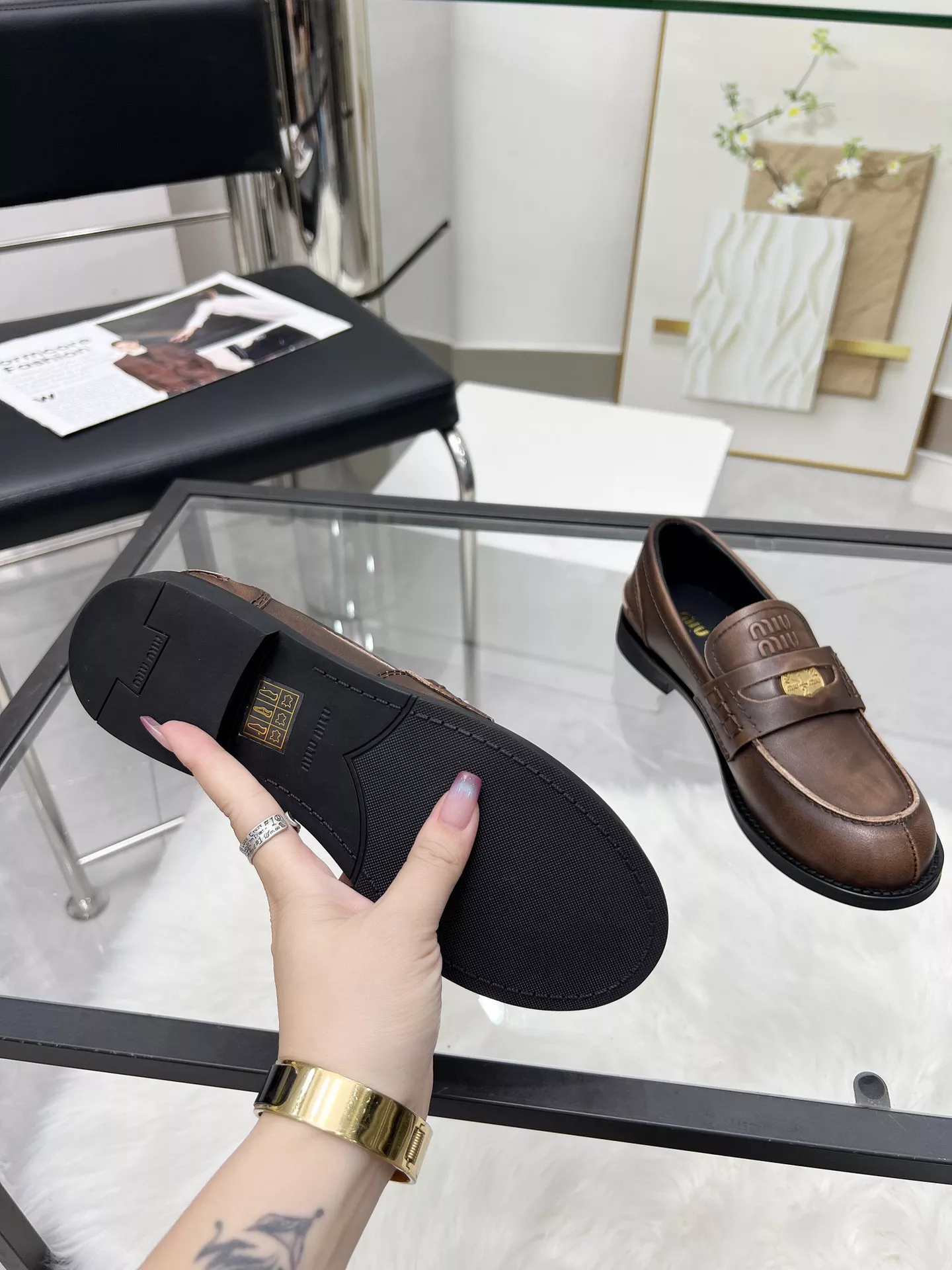 MIU MIU Leather Shoes For Women Efficient 9911