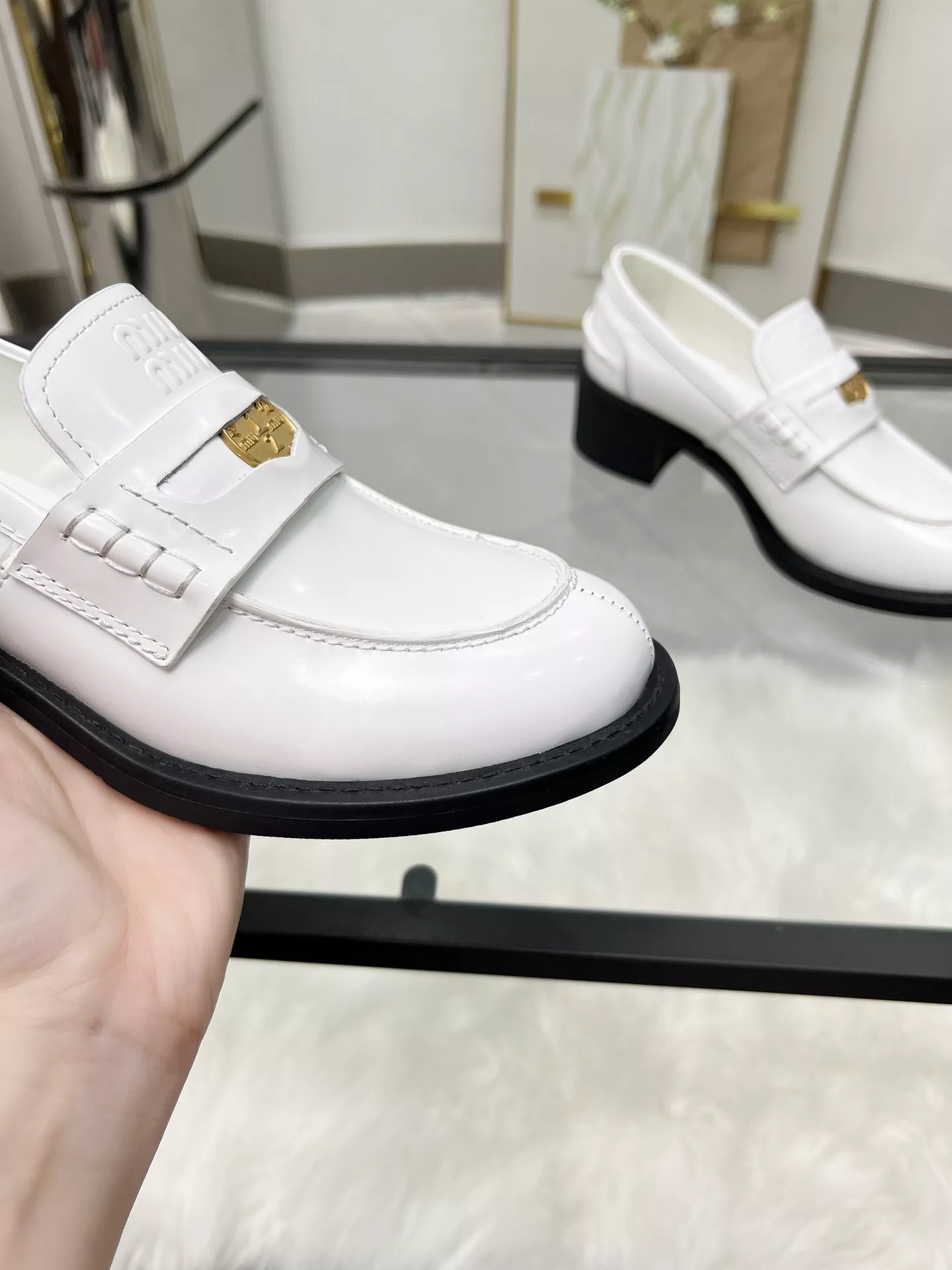 MIU MIU Leather Shoes For Women SmartChoice 2652