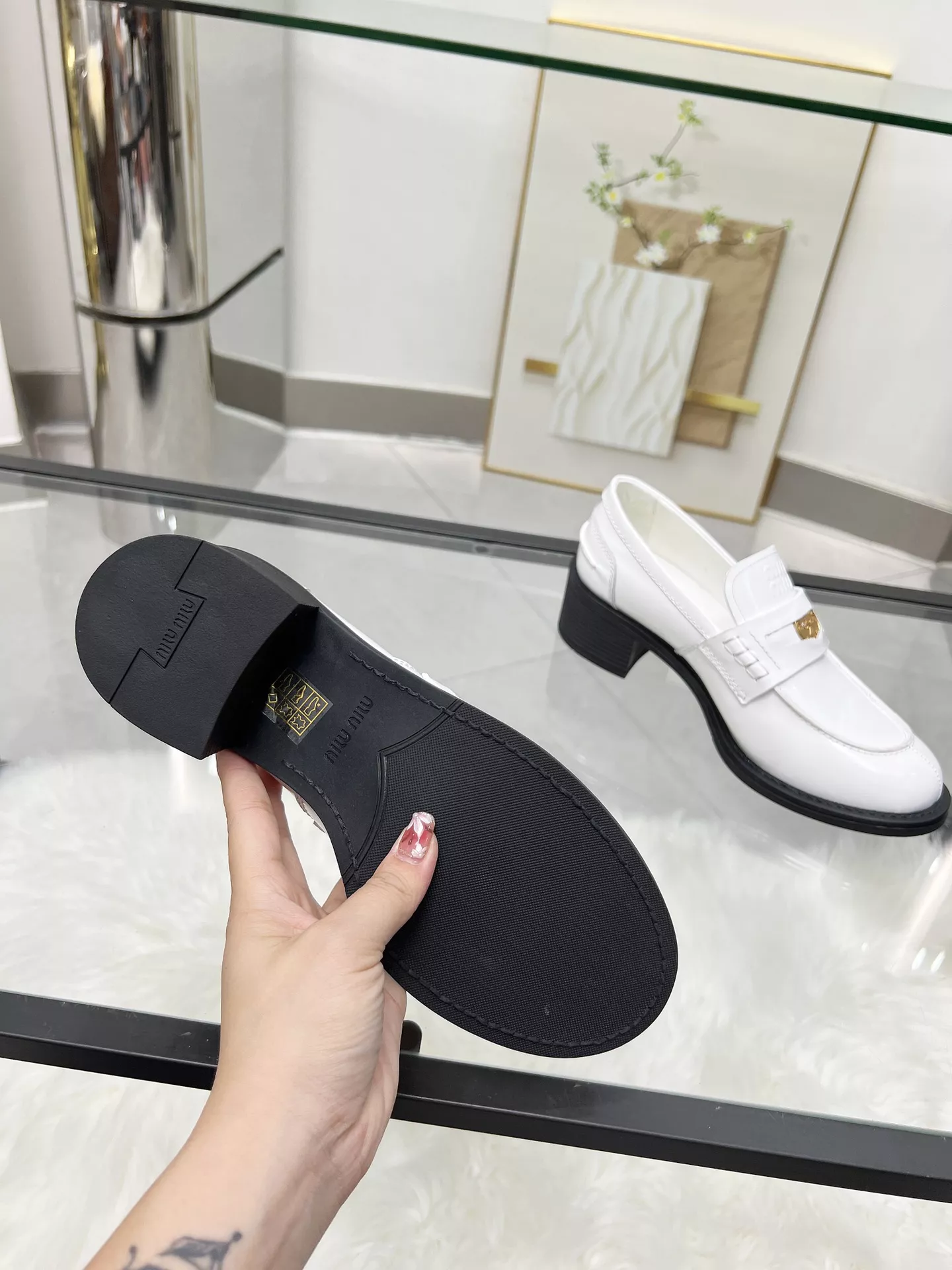 MIU MIU Leather Shoes For Women SmartChoice 2652