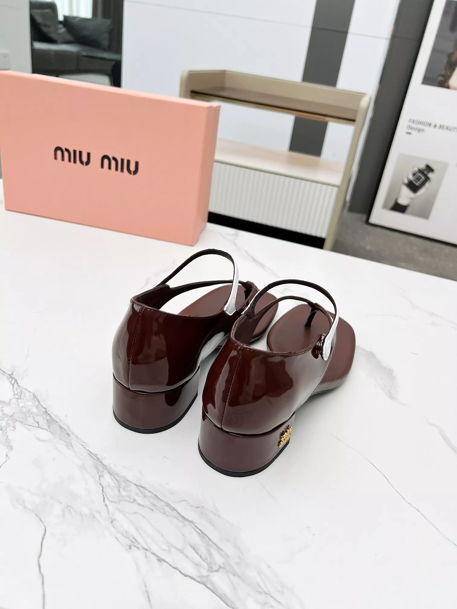 MIU MIU Sandal For Women Sophisticated 8264