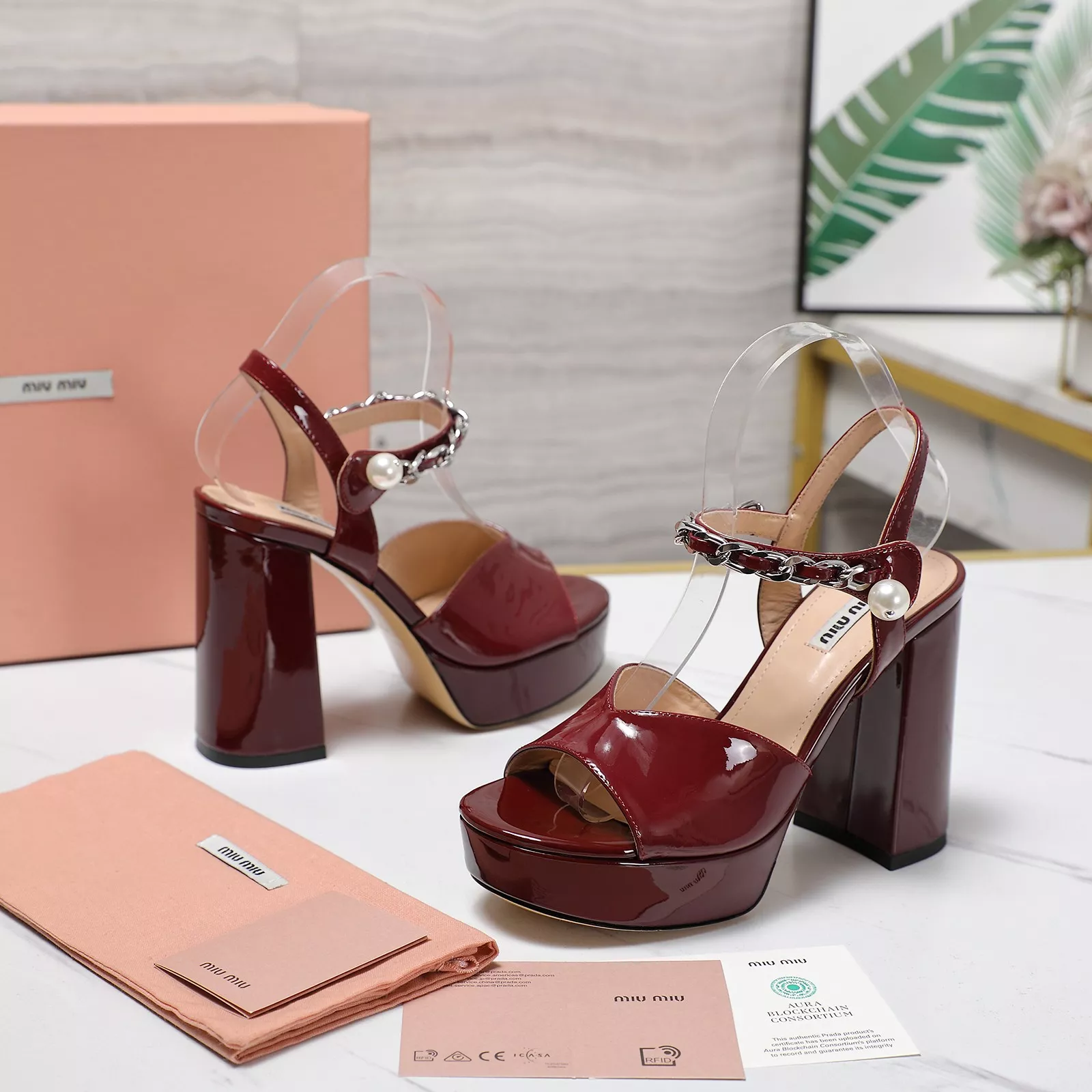 MIU MIU Sandal For Women SportInspired 9162