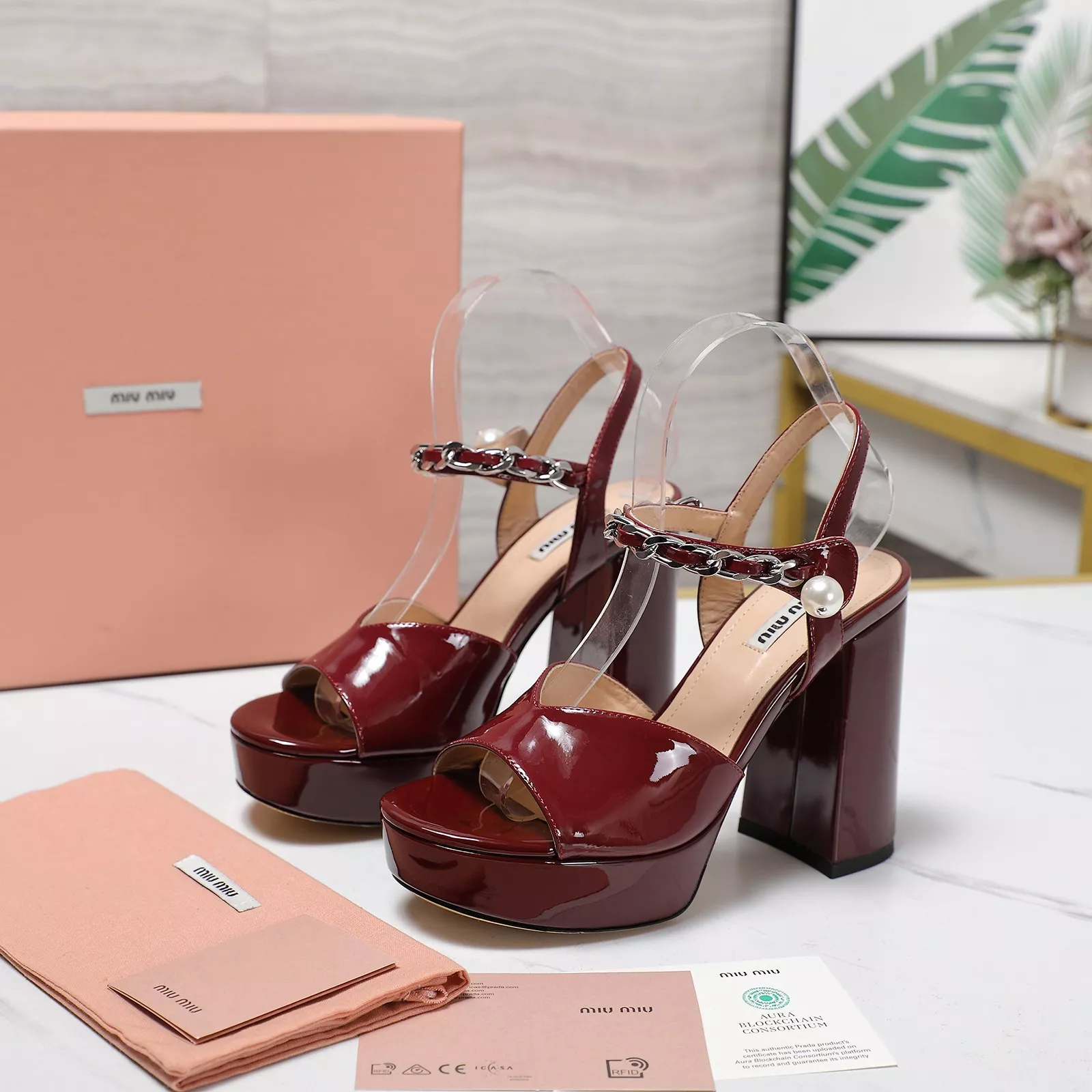 MIU MIU Sandal For Women SportInspired 9162