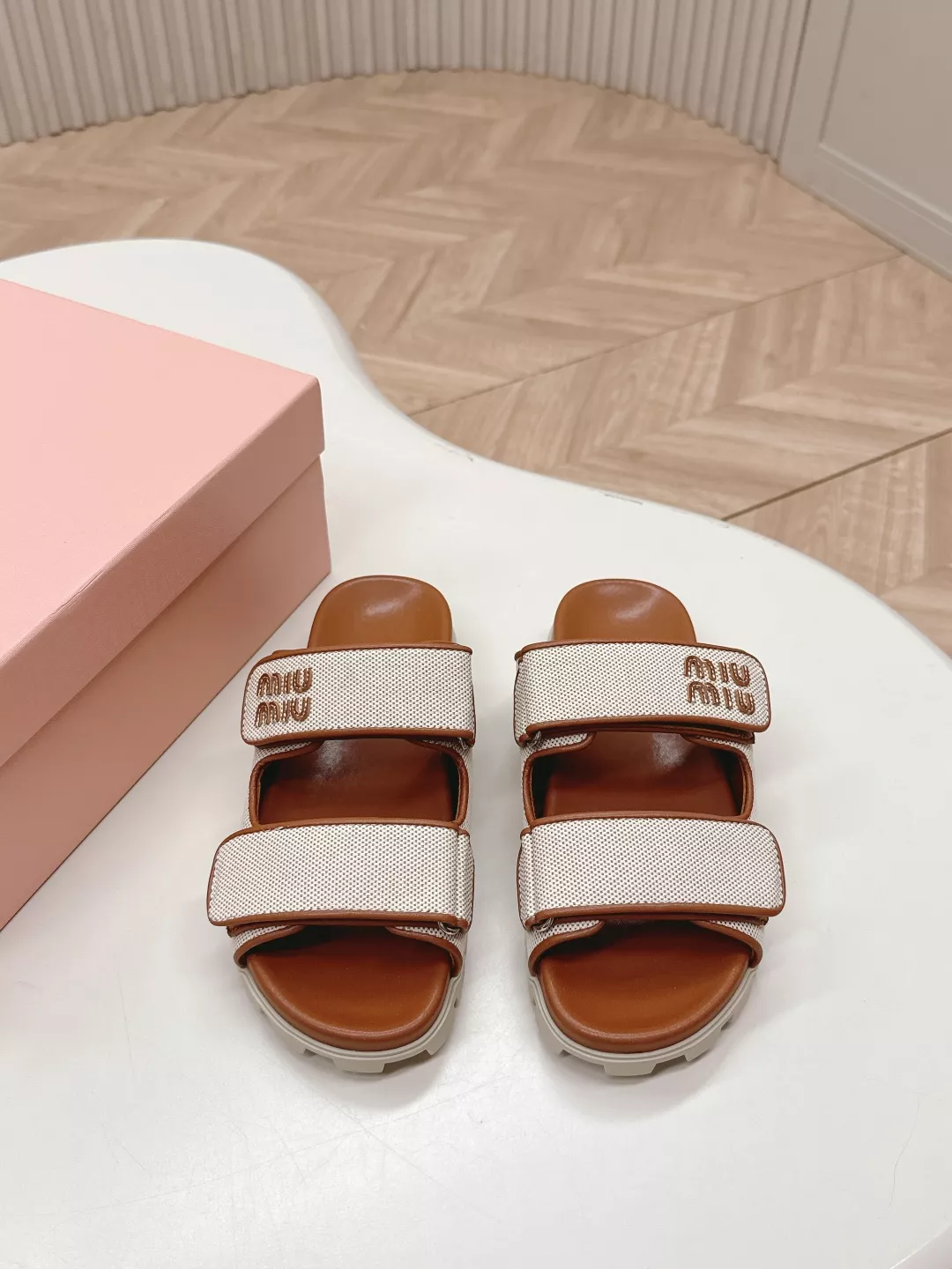 MIU MIU Slippers For Women Breathable 235