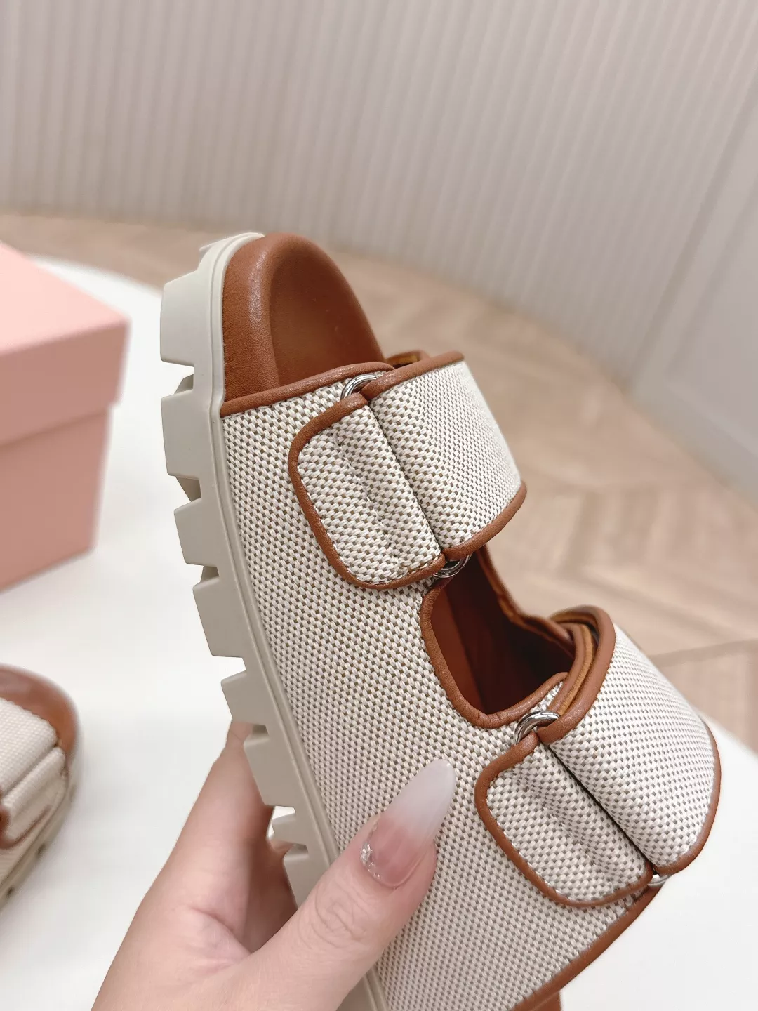 MIU MIU Slippers For Women Breathable 235