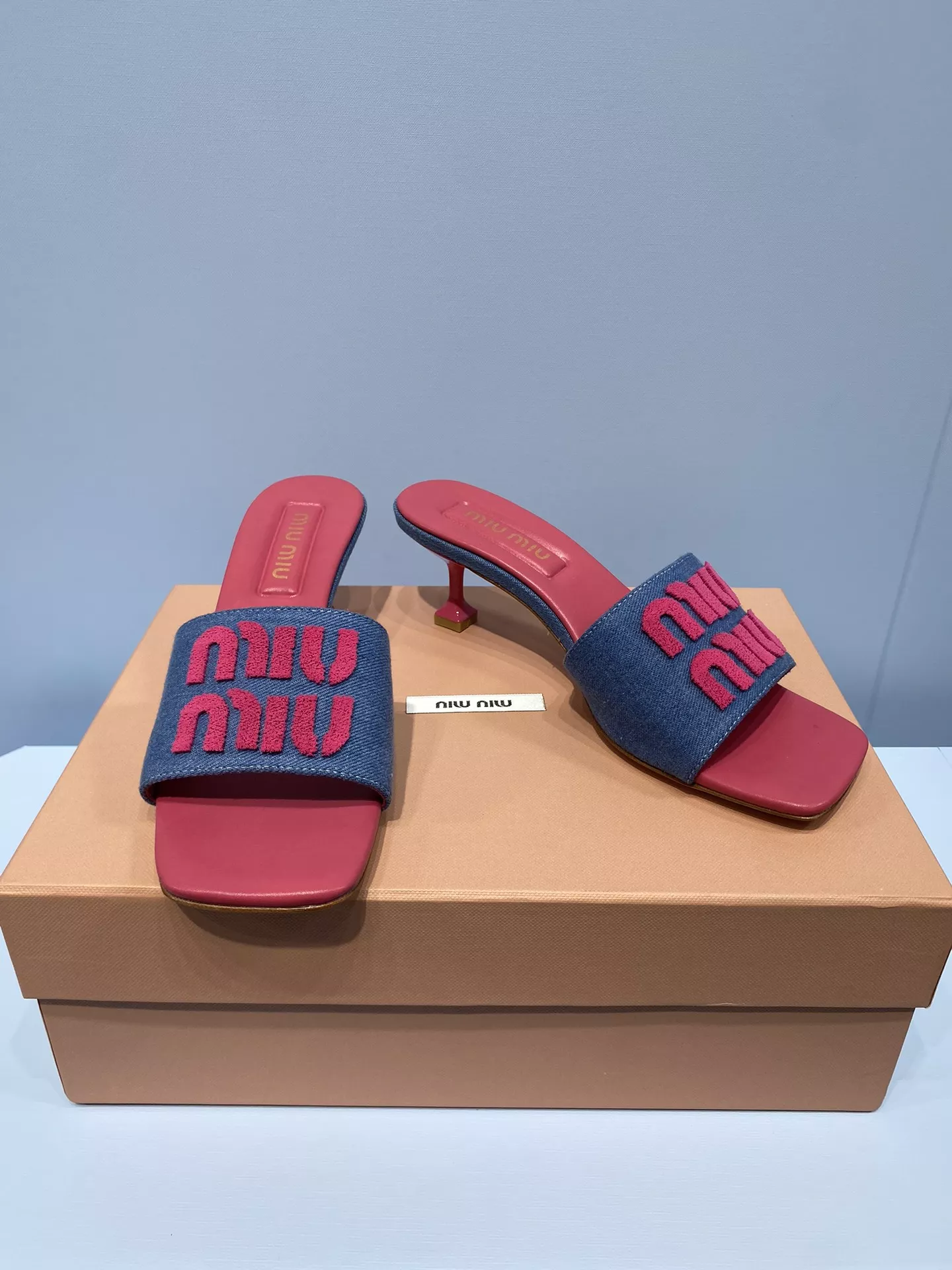 MIU MIU Slippers For Women Breathable 4832