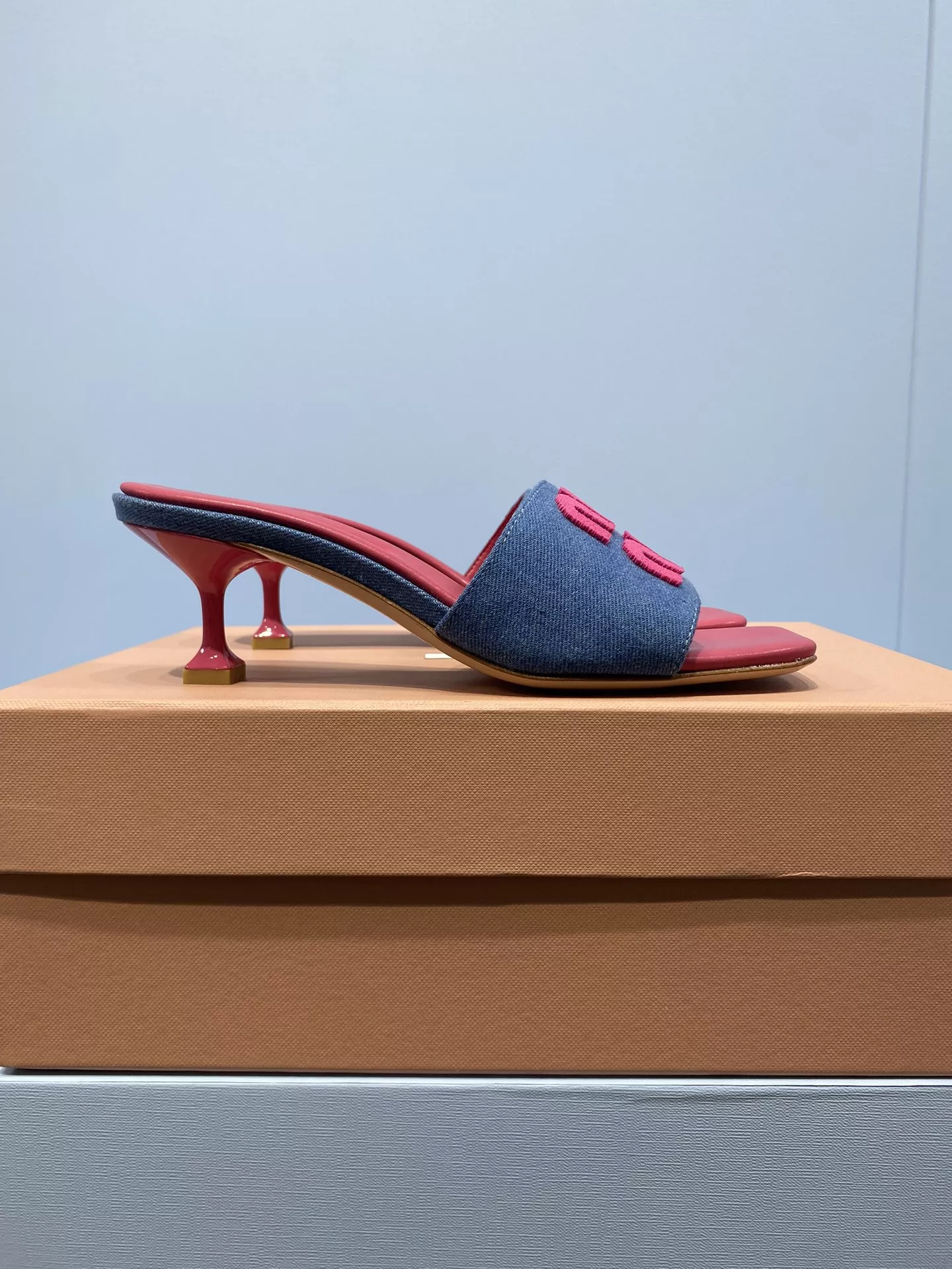 MIU MIU Slippers For Women Breathable 4832