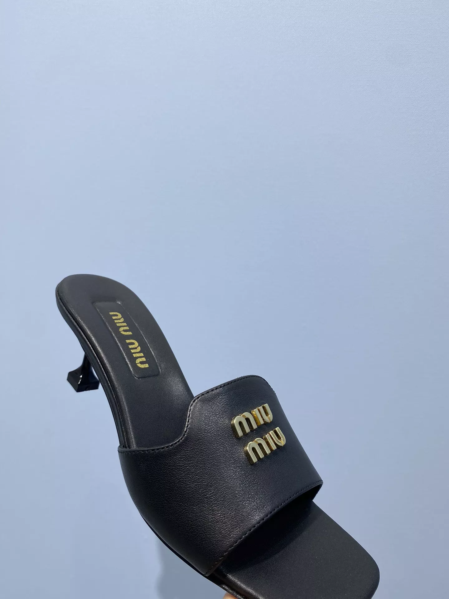 MIU MIU Slippers For Women Breathable 579