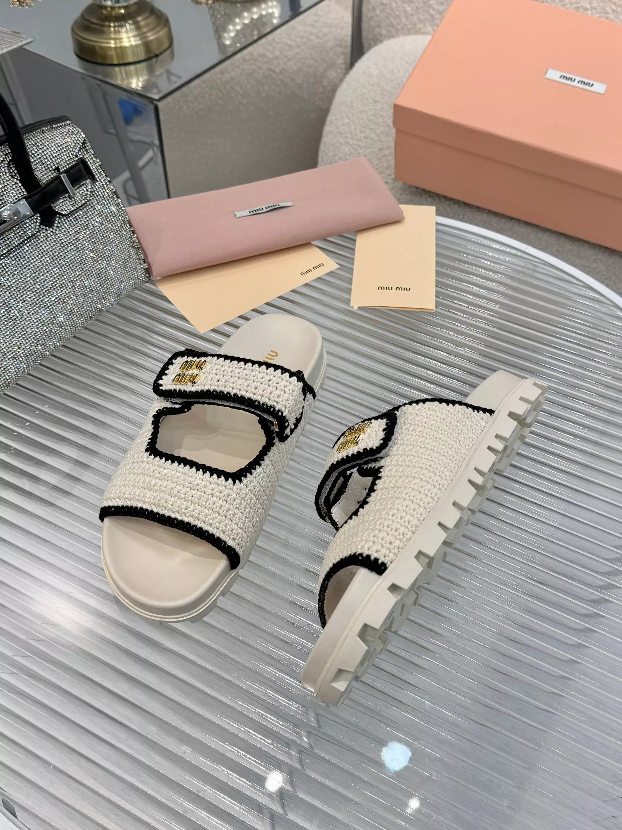 MIU MIU Slippers For Women Compact 1760