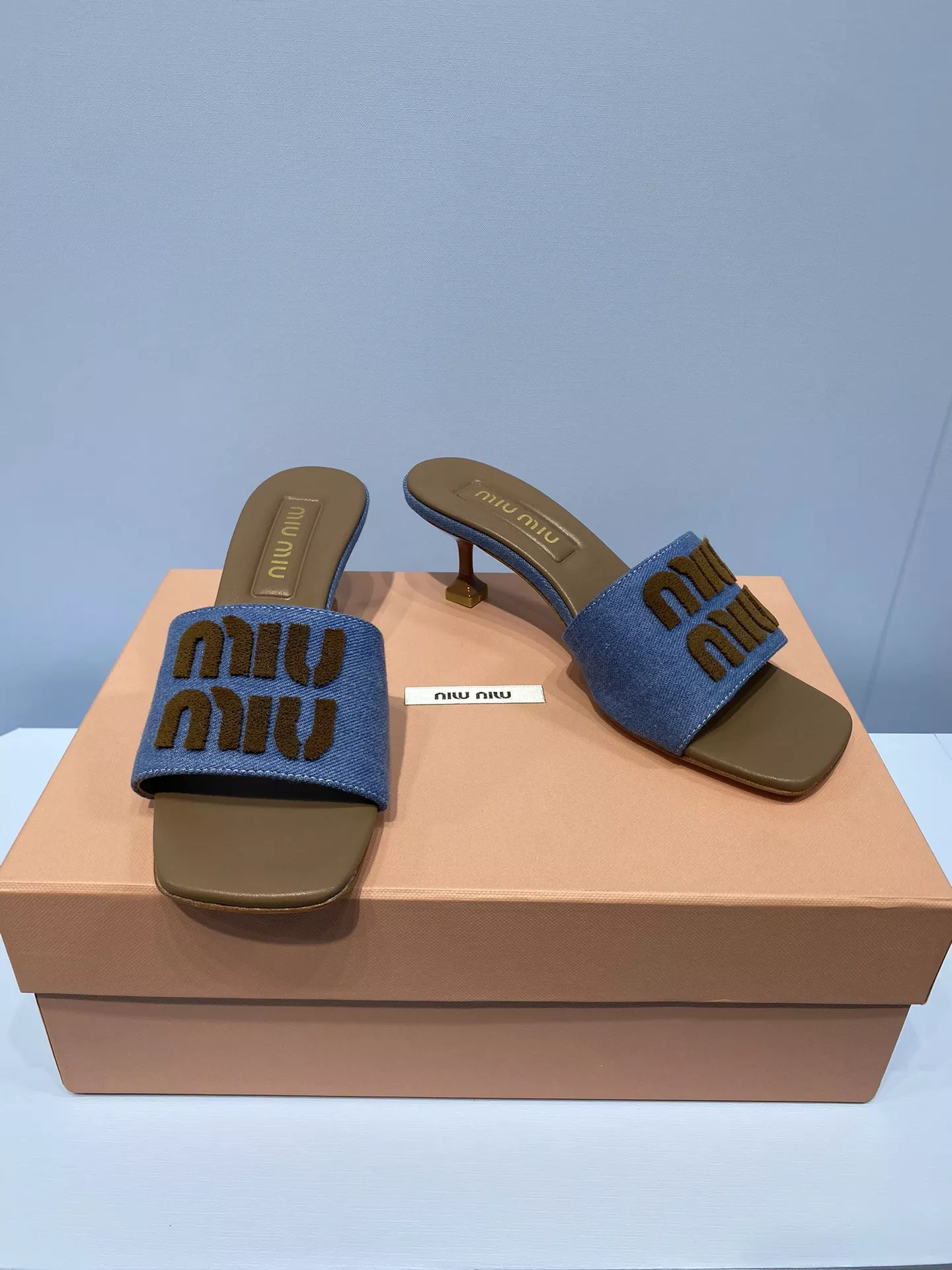MIU MIU Slippers For Women Practical 4533