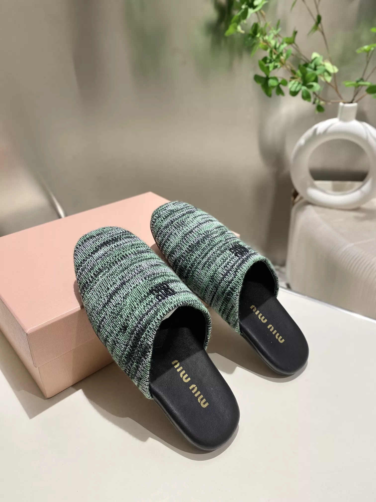 MIU MIU Slippers For Women Practical 7818