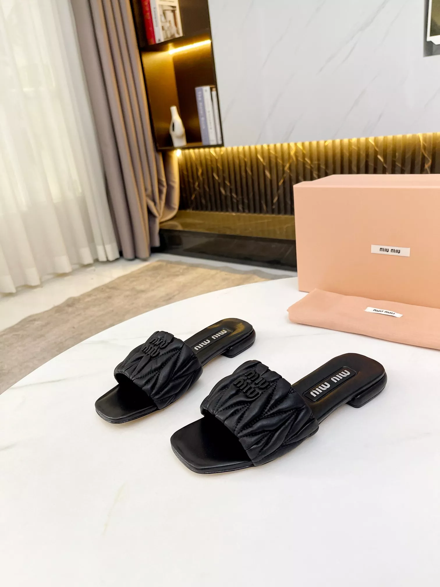 MIU MIU Slippers For Women SmartChoice 2105