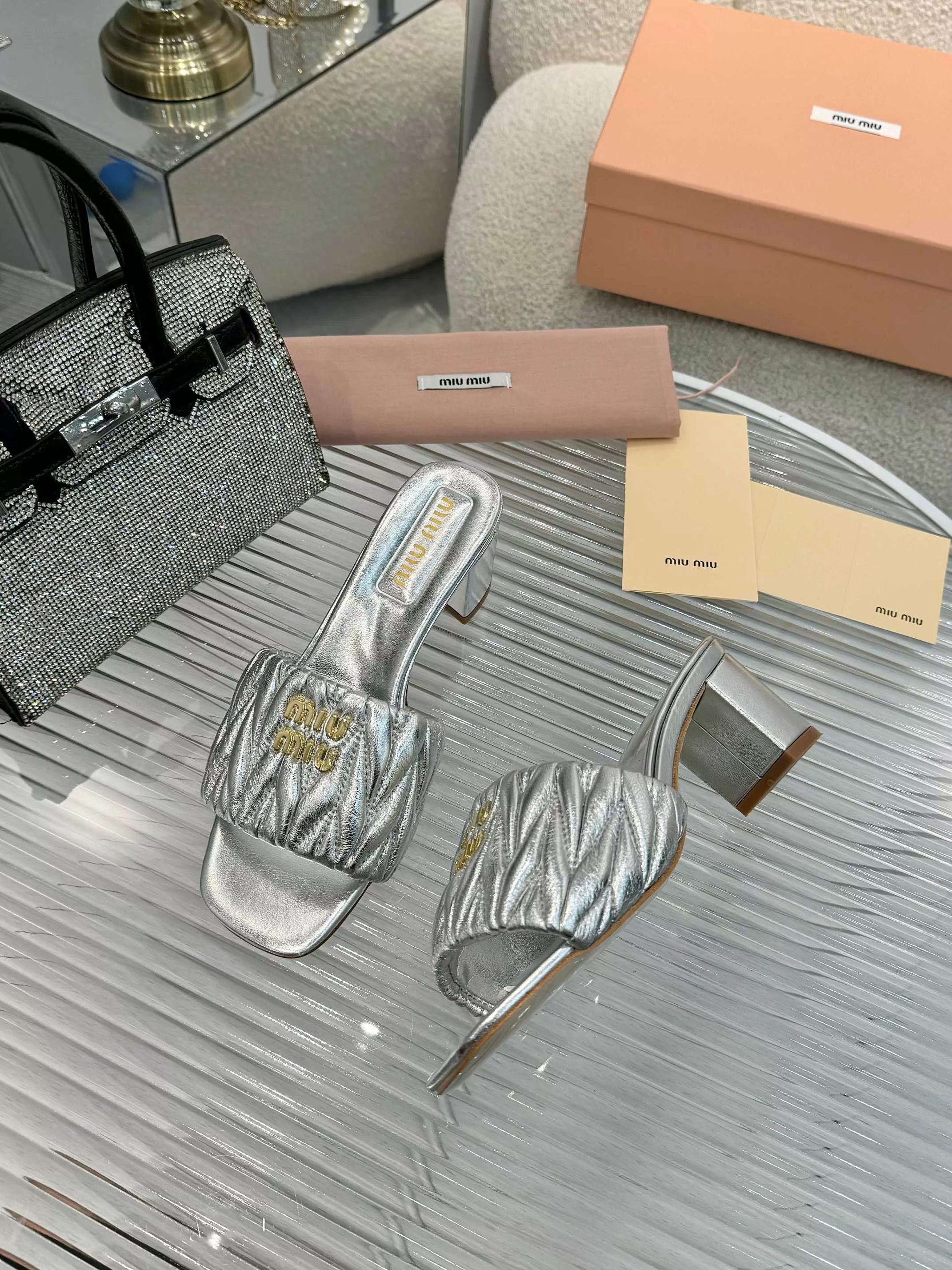 MIU MIU Slippers For Women Timeless 2189
