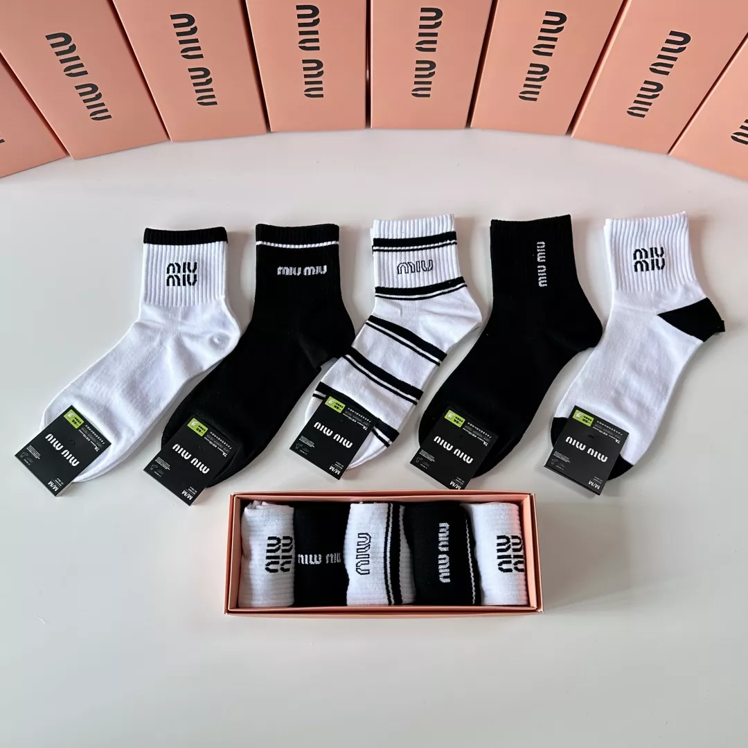 MIU MIU Socks Compact 8866