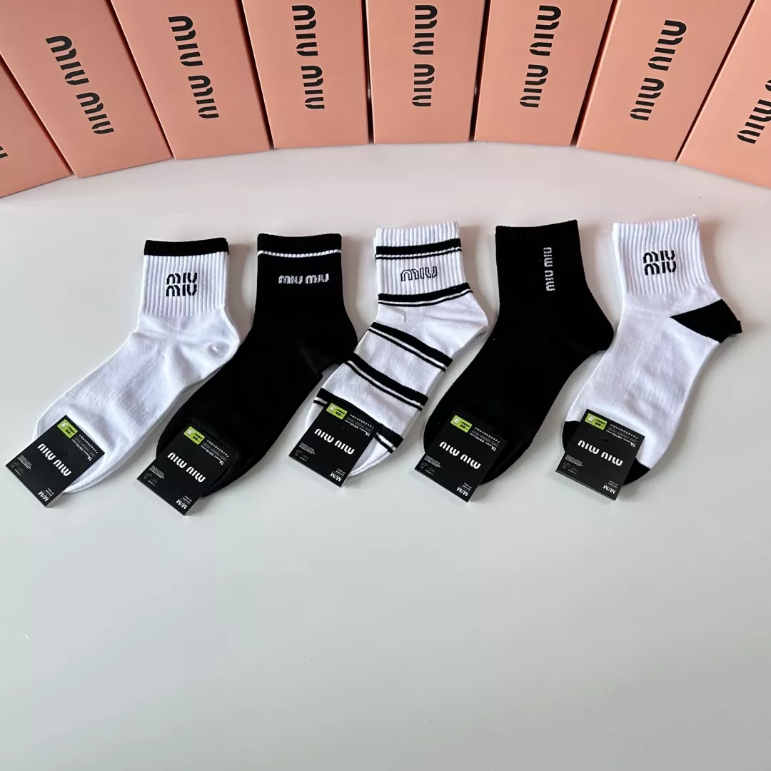 MIU MIU Socks Compact 8866