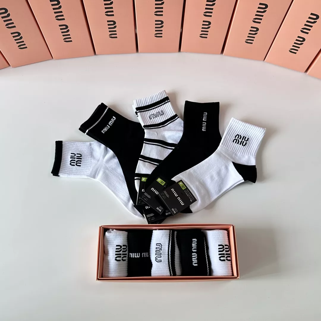 MIU MIU Socks Compact 8866