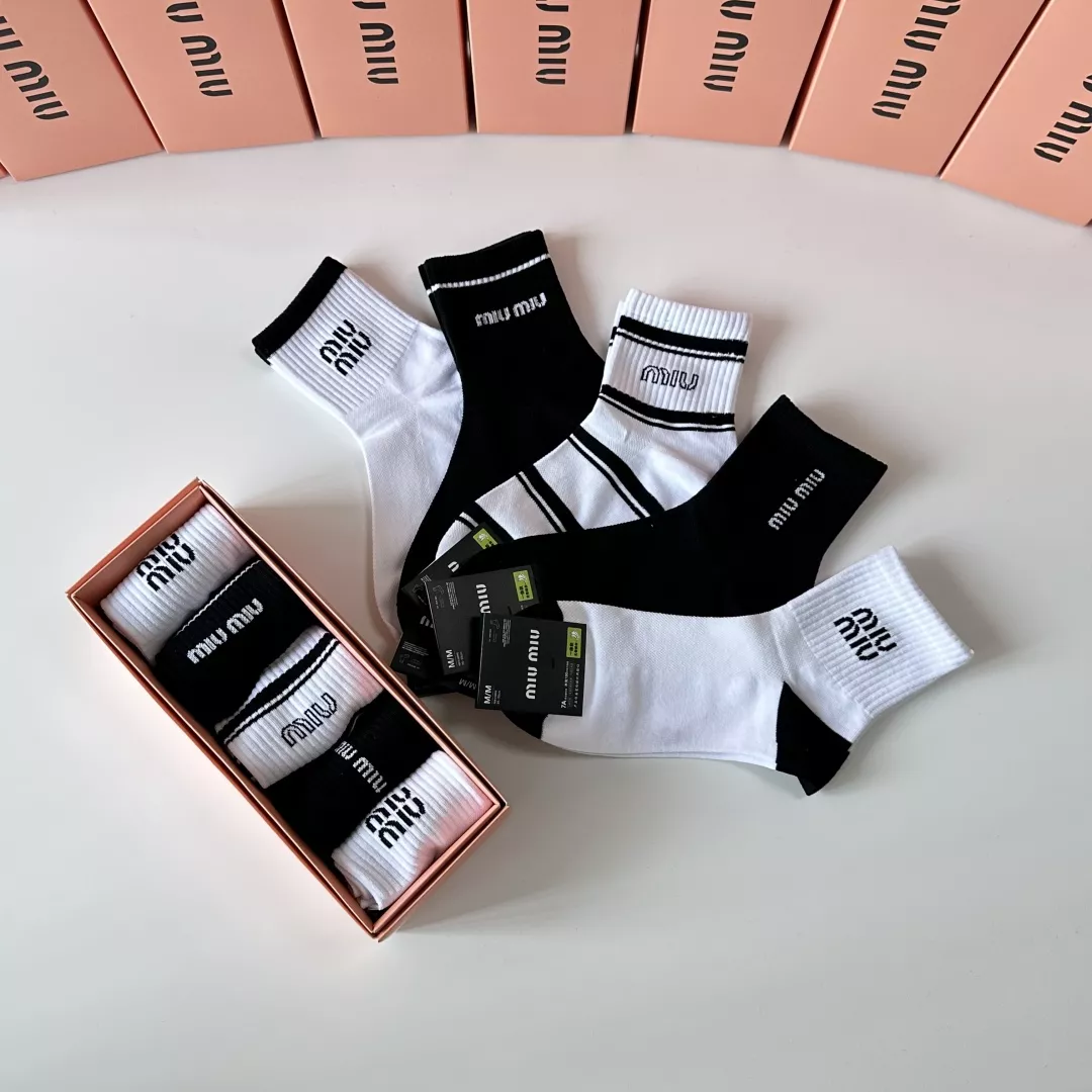 MIU MIU Socks Compact 8866