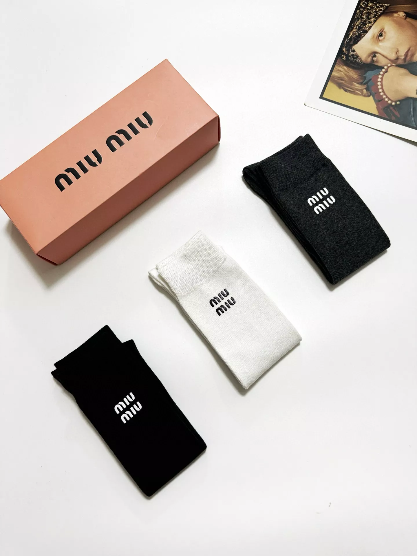 MIU MIU Socks GoAnywhere 7900
