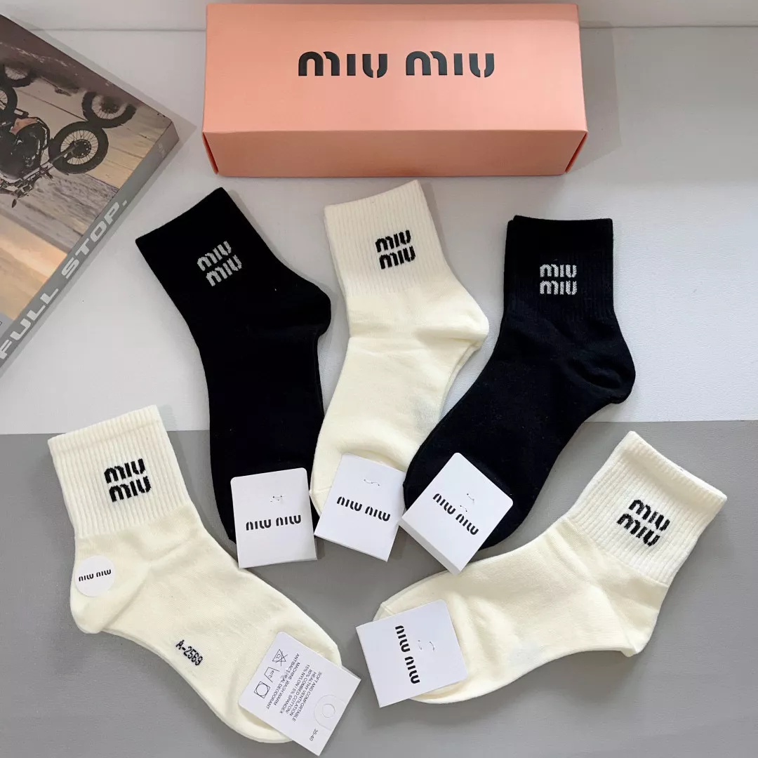 MIU MIU Socks Lightweight 4283