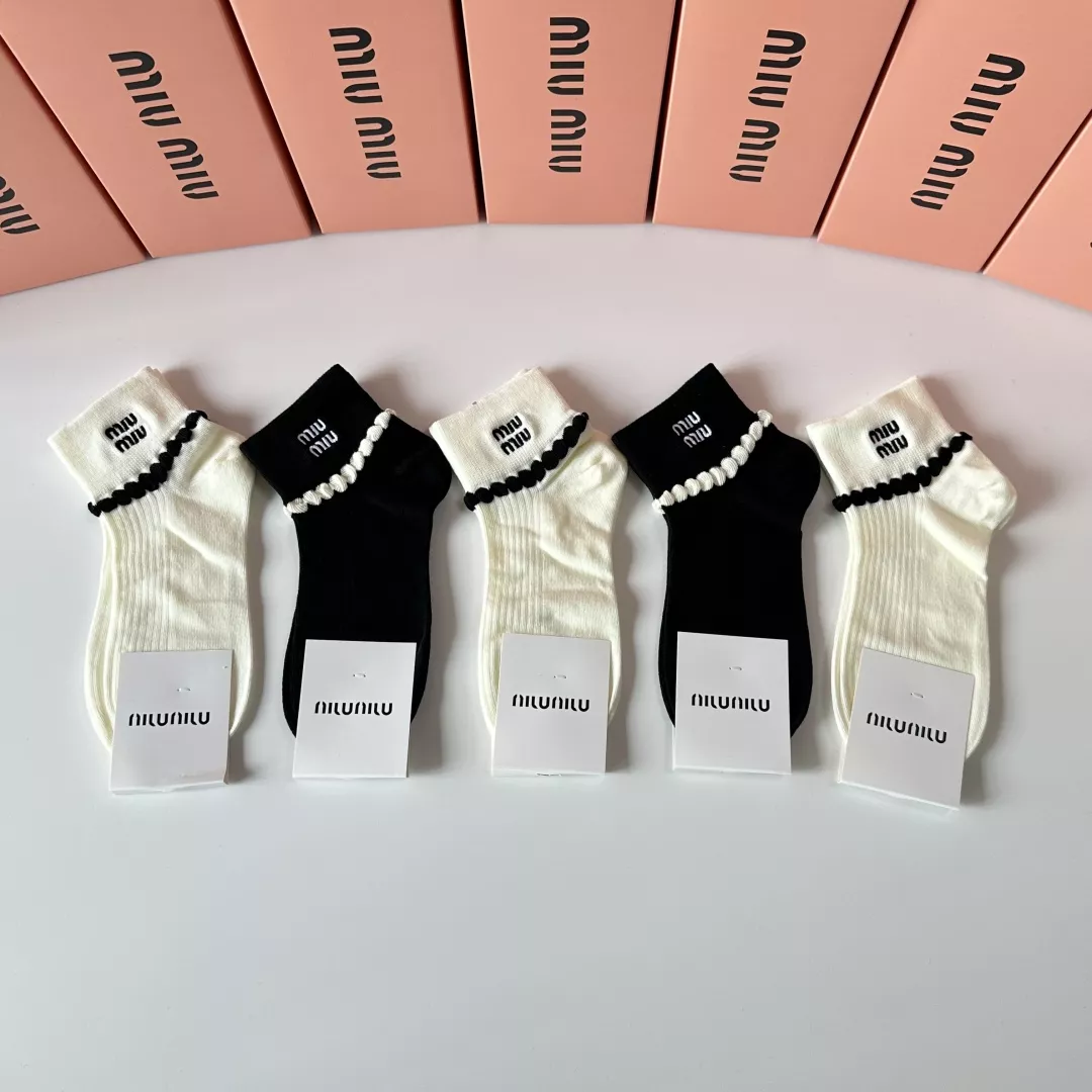 MIU MIU Socks Popular 1751