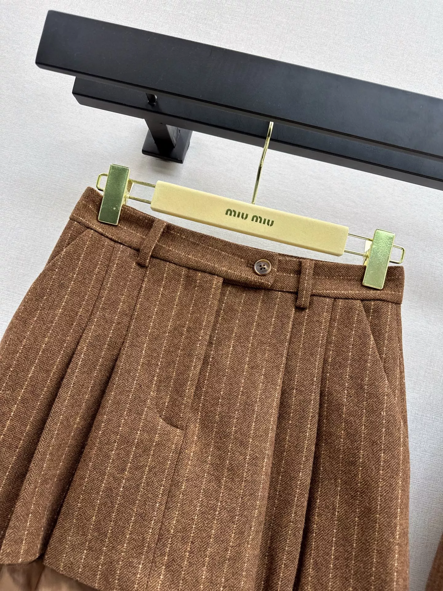MIU MIU Tracksuits Long Sleeved For Women Trendsetting 2949
