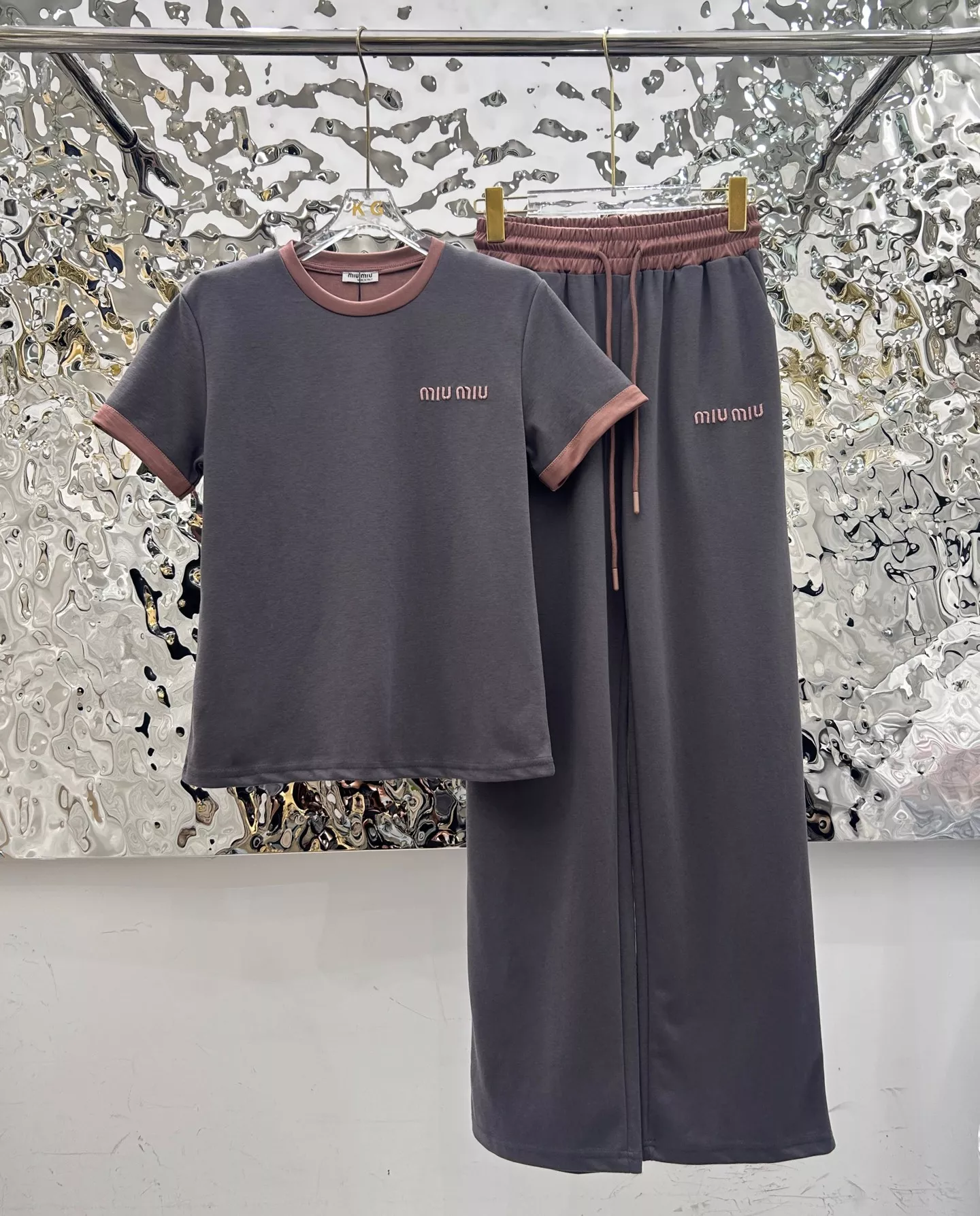 MIU MIU Tracksuits Short Sleeved For Women Stylish 9237