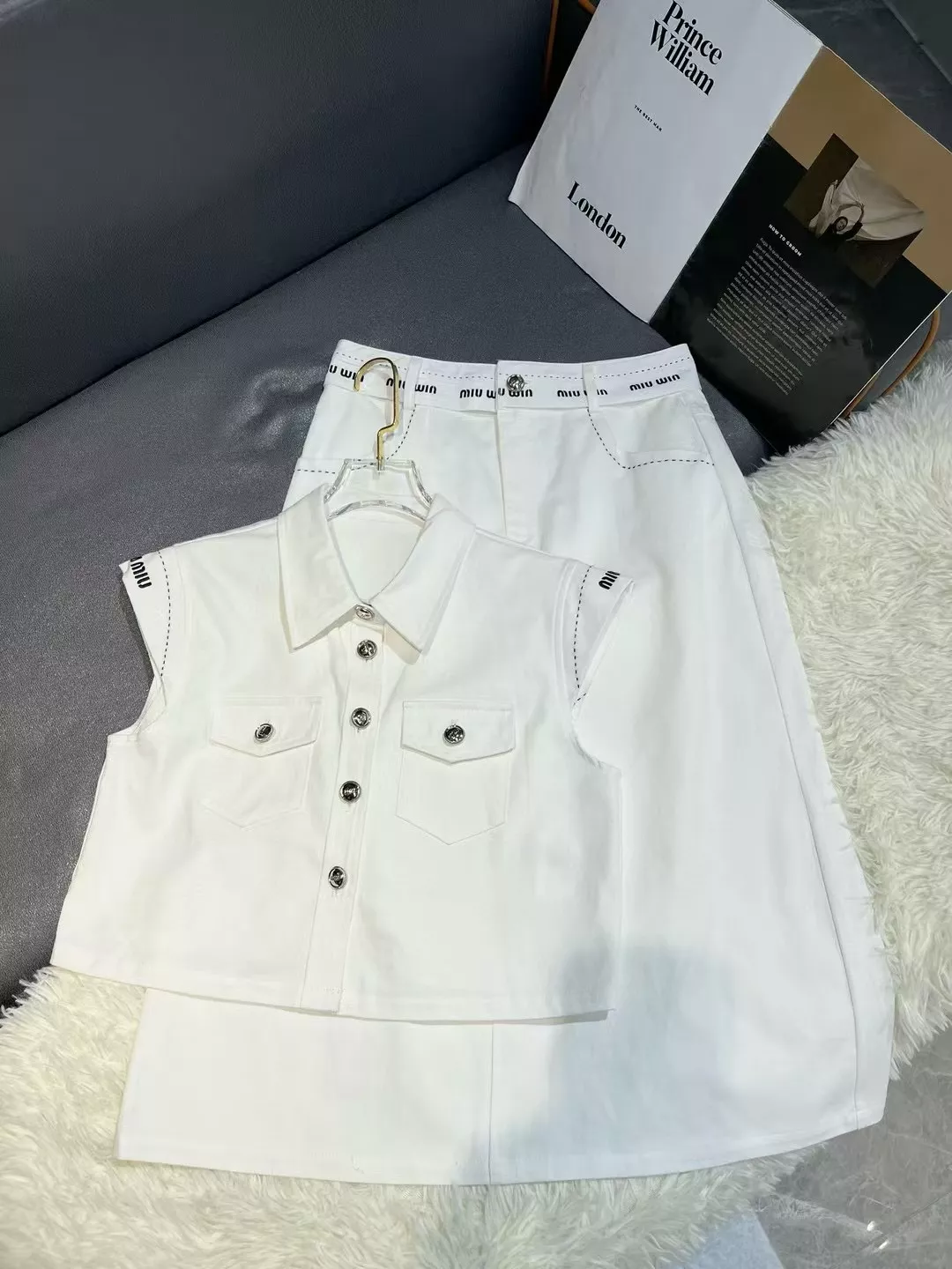 MIU MIU Tracksuits Sleeveless For Women StreetReady 991