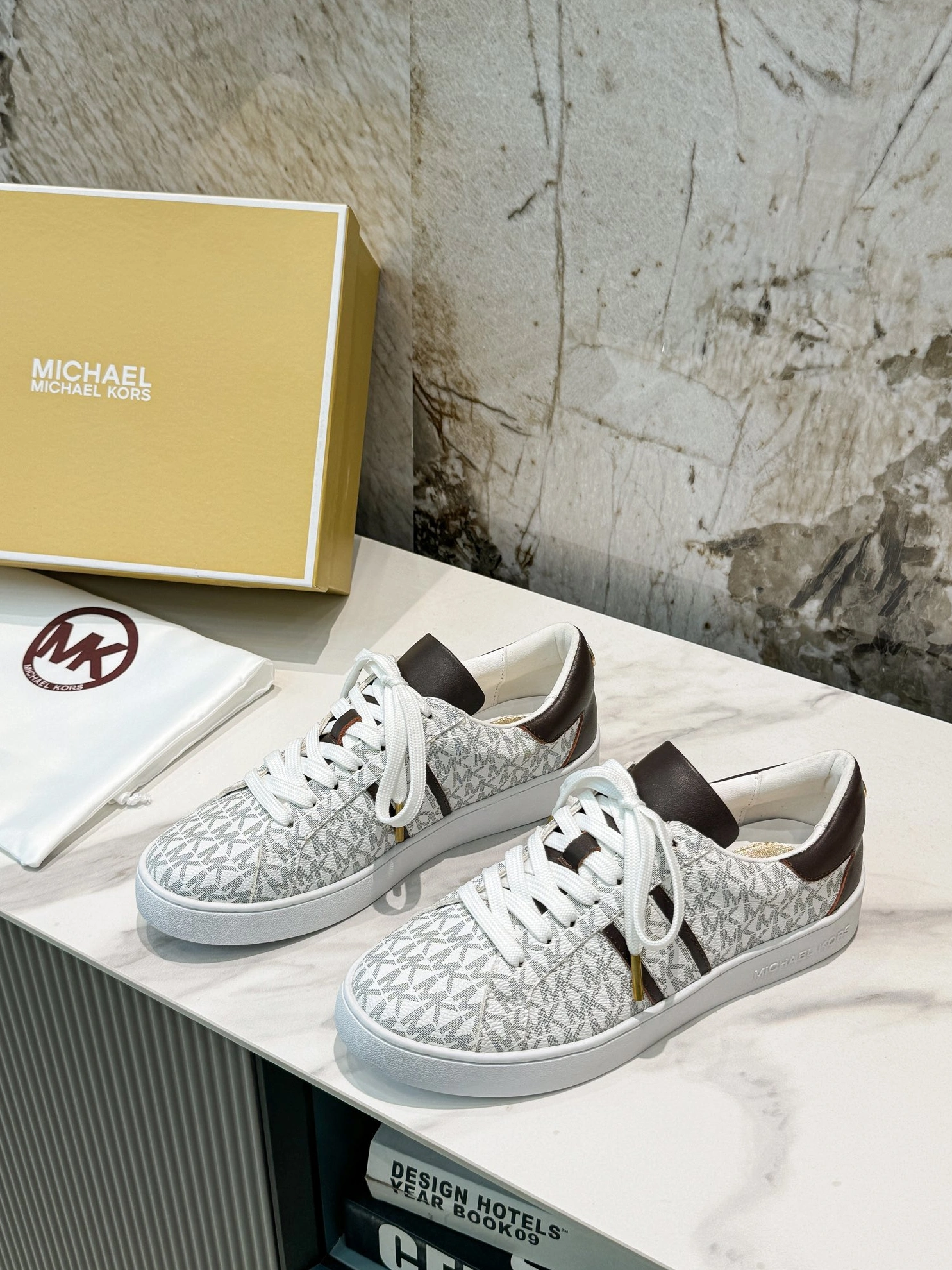 Michael Kors Casual Shoes For Women Comfortable 3094