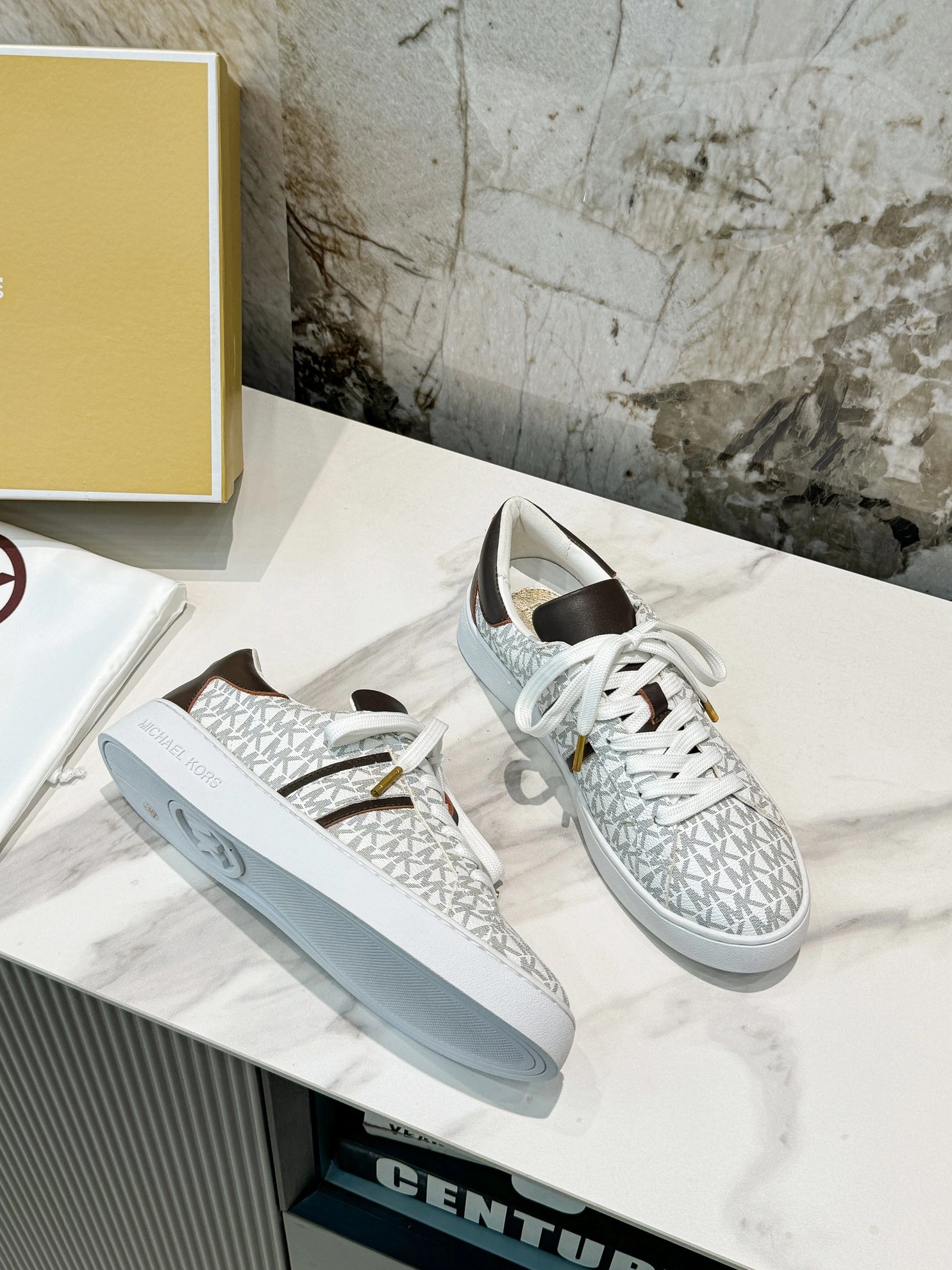 Michael Kors Casual Shoes For Women Comfortable 3094