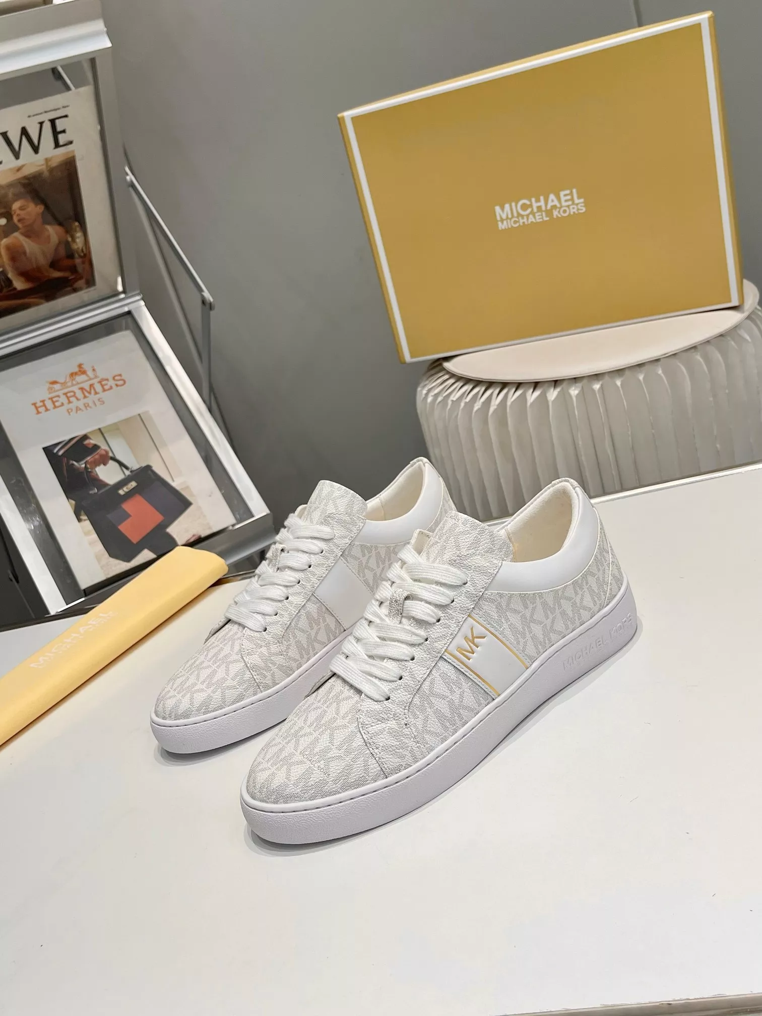 Michael Kors Casual Shoes For Women Flexible 6565