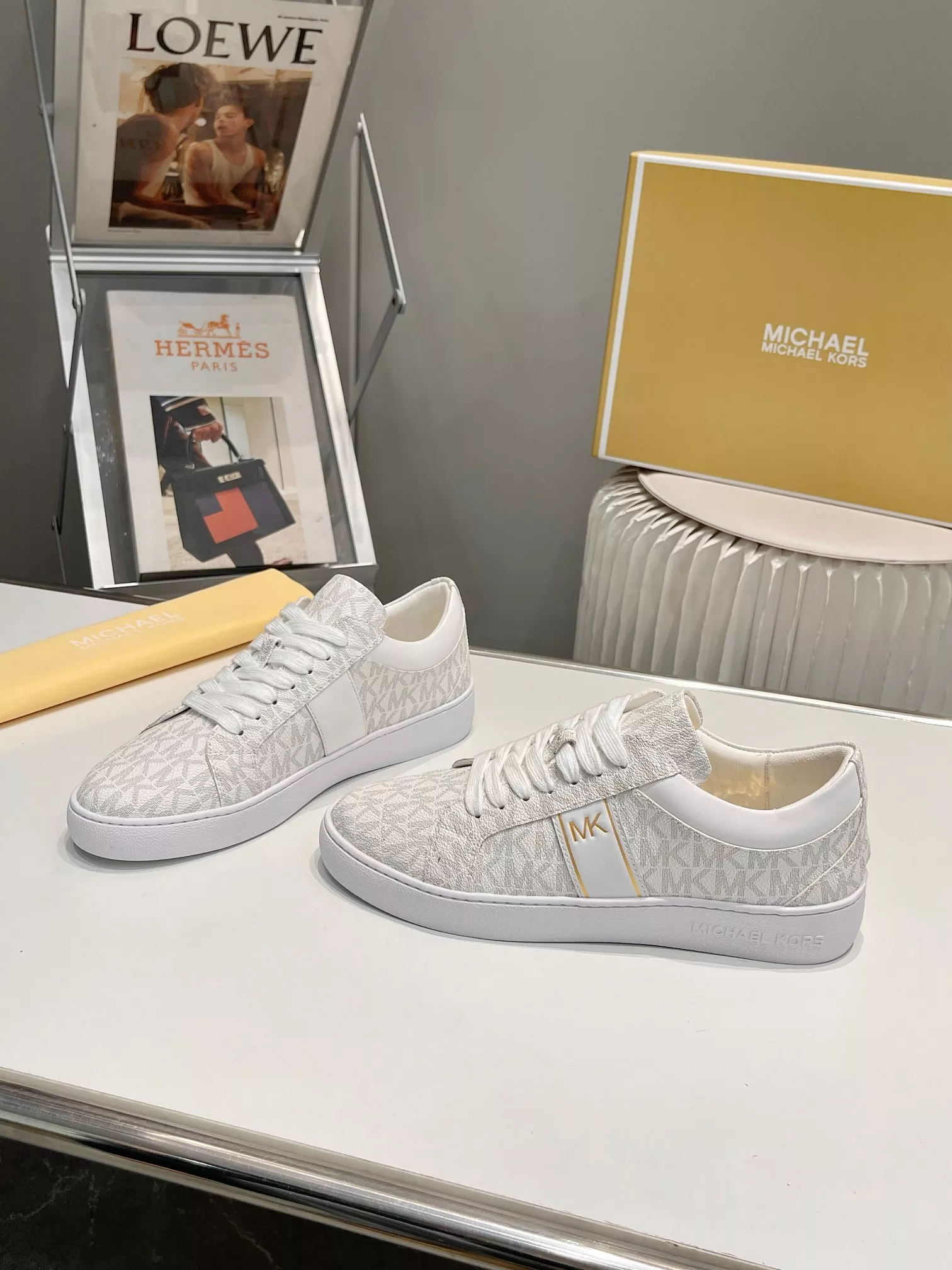 Michael Kors Casual Shoes For Women Flexible 6565